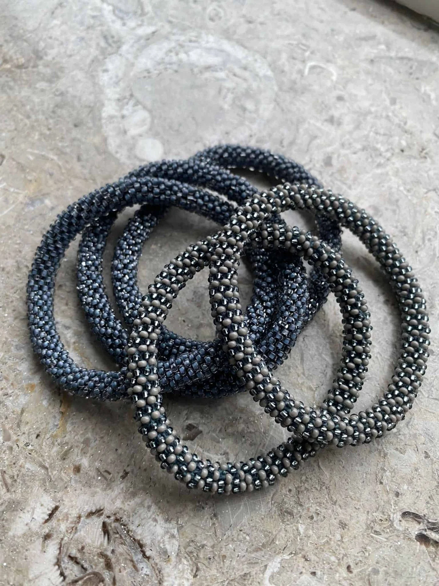 Nepal armbånd - Grey - Image 2