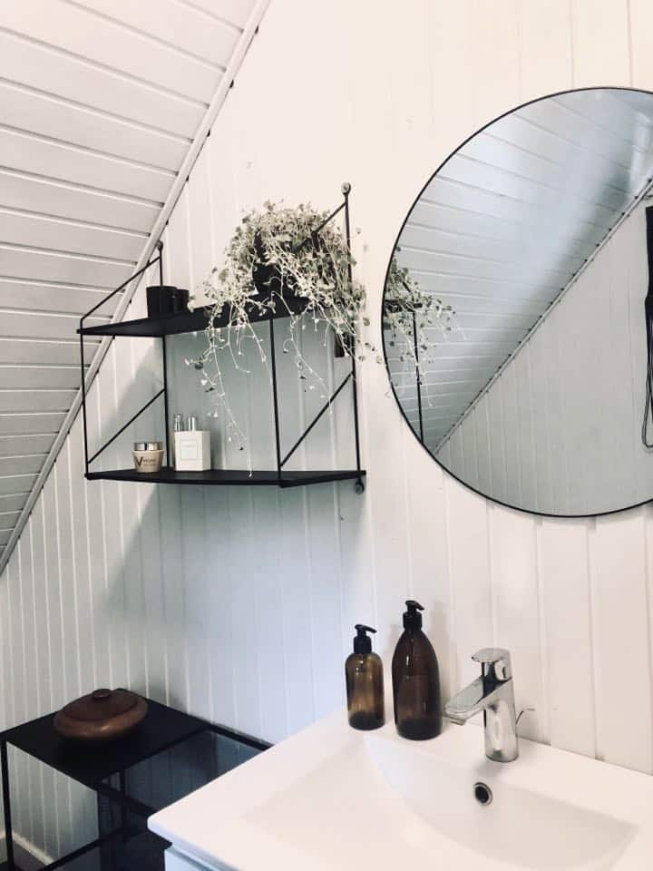 Speil med svart ramme - Ø60