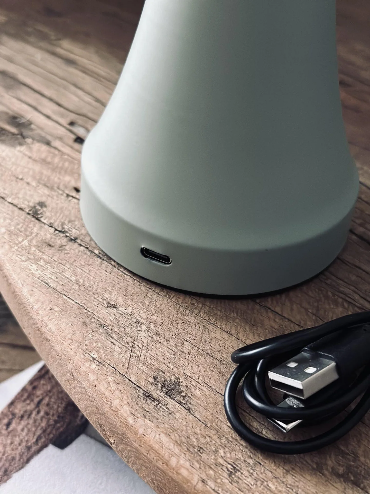 Bordlampe oppladbar – Mushroom Dusty green - Image 7
