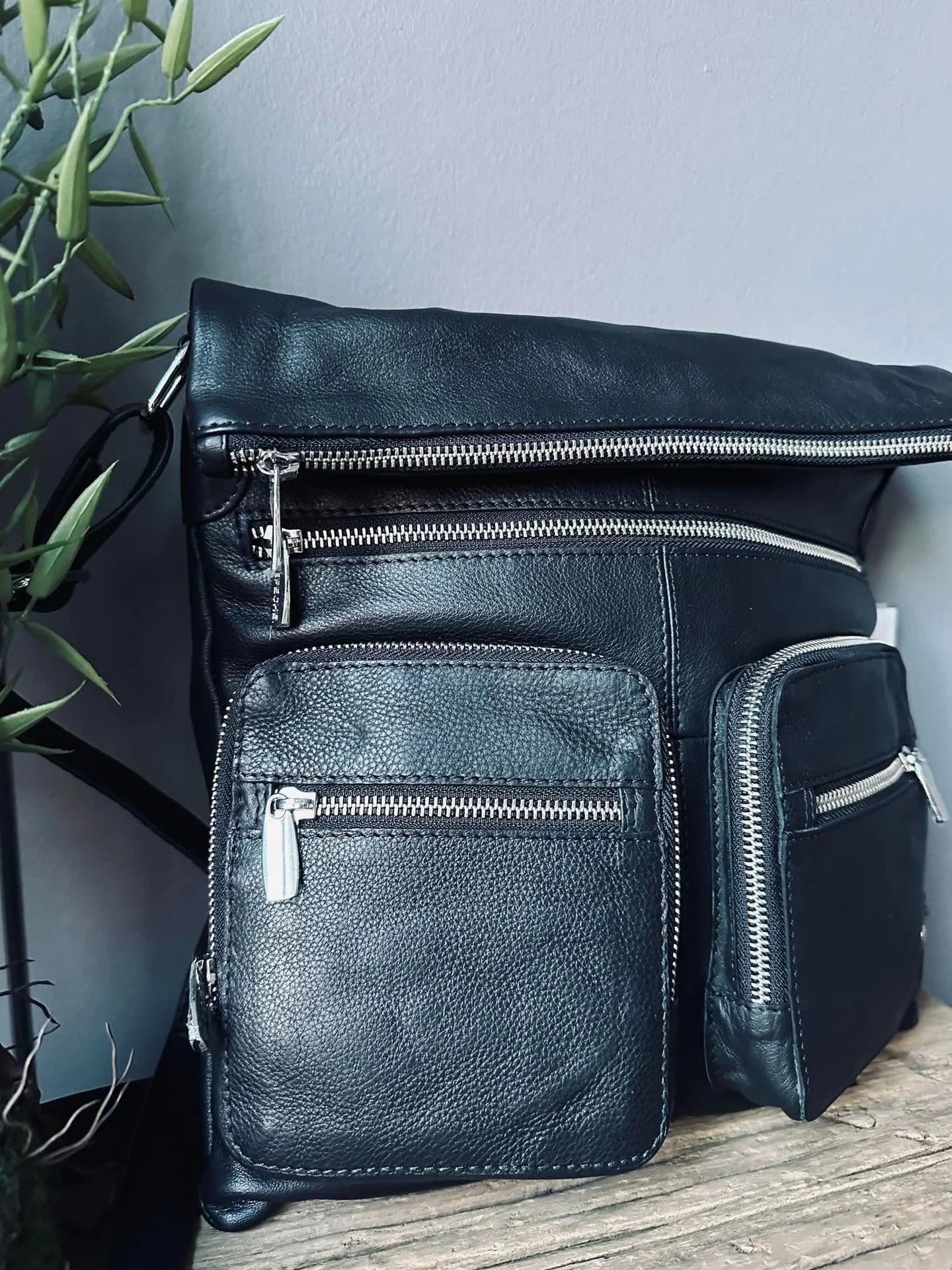 Oversize crossbody - FINA svart lær - Image 2
