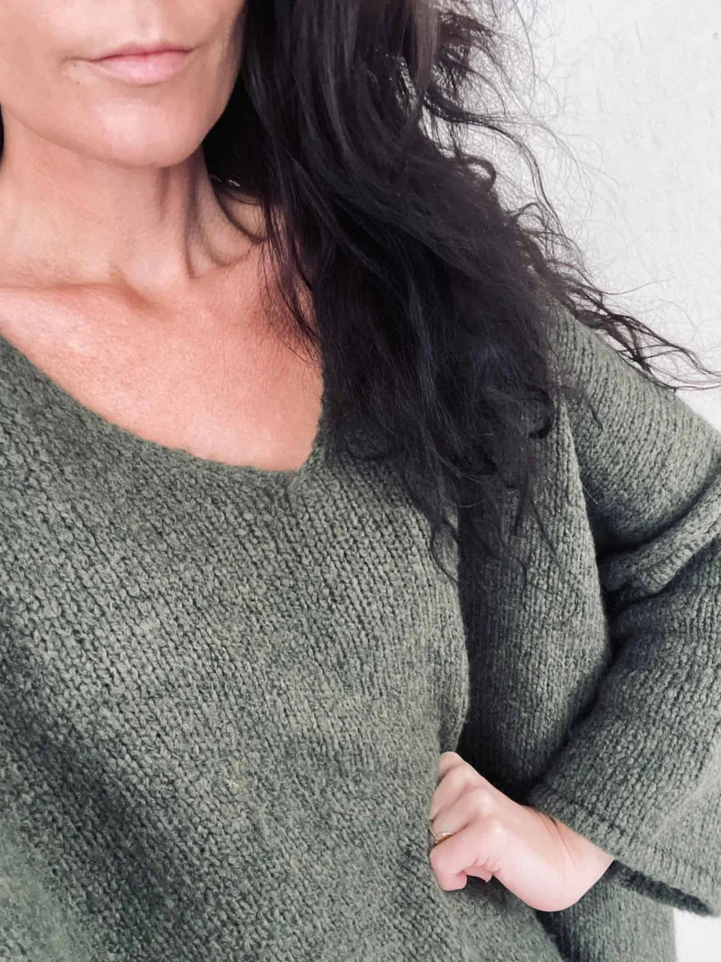 Oversize strikk Nilla – Army - Image 2