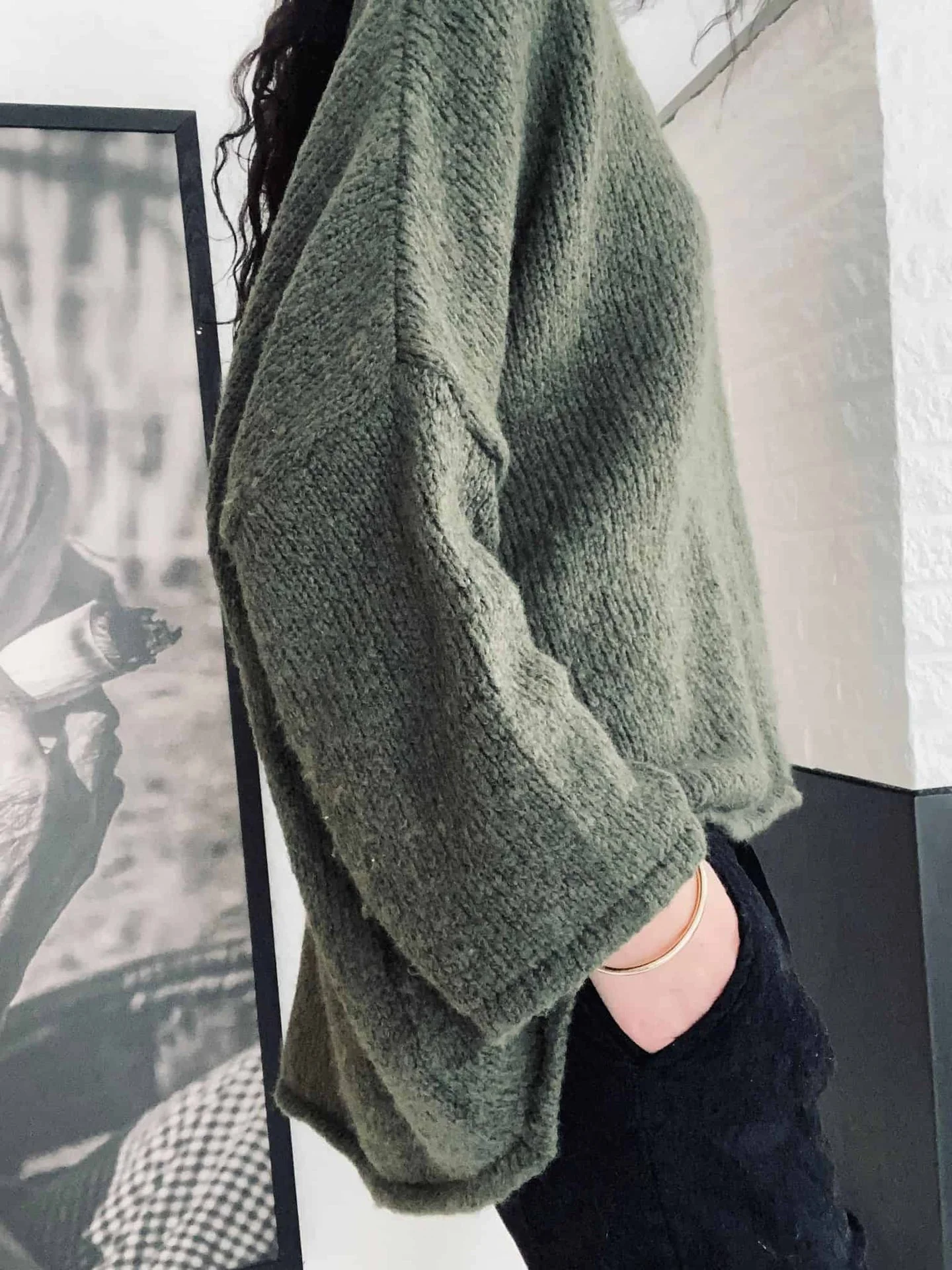 Oversize strikk Nilla – Army - Image 3