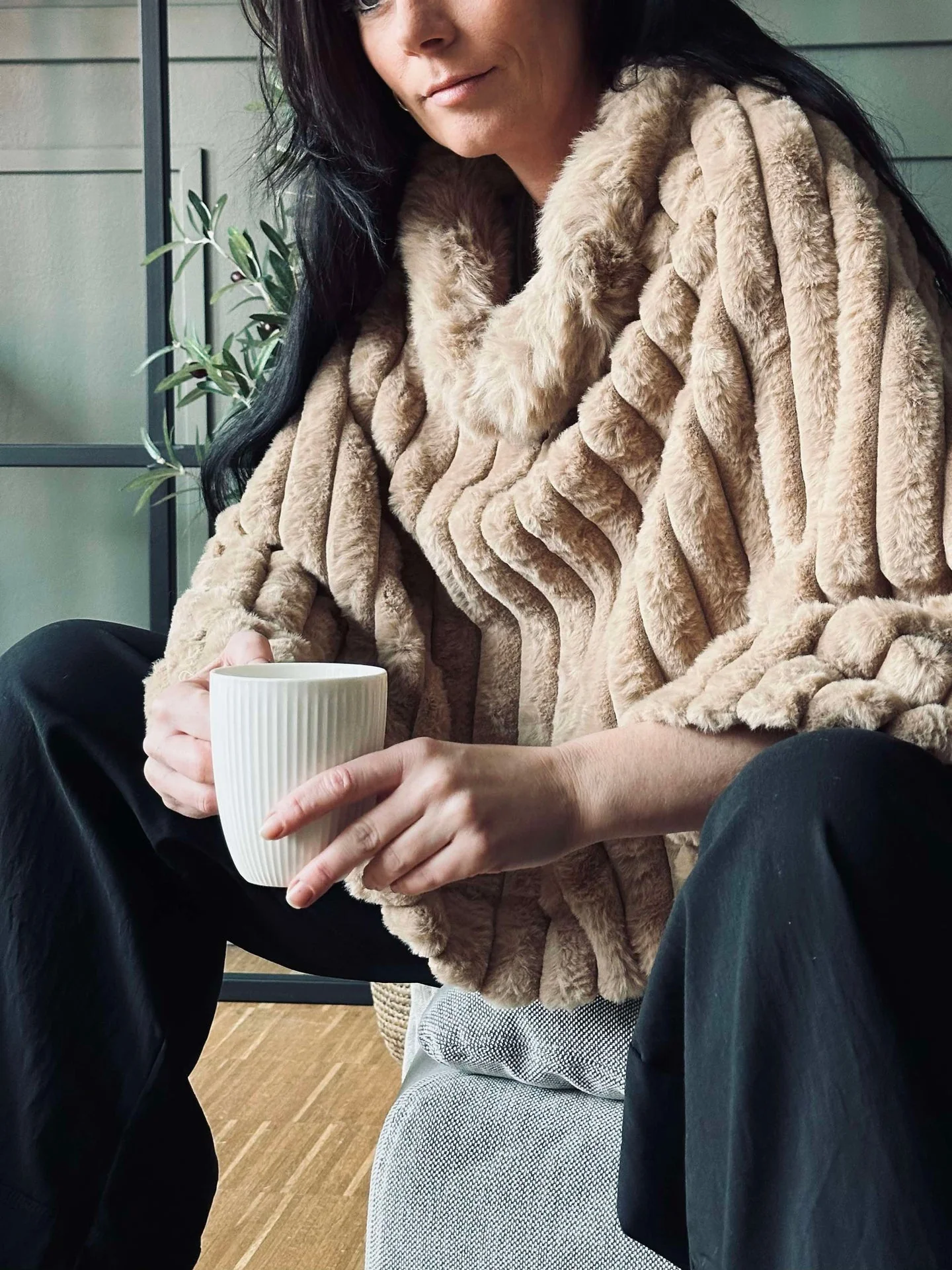 Poncho faux fur - Image 5