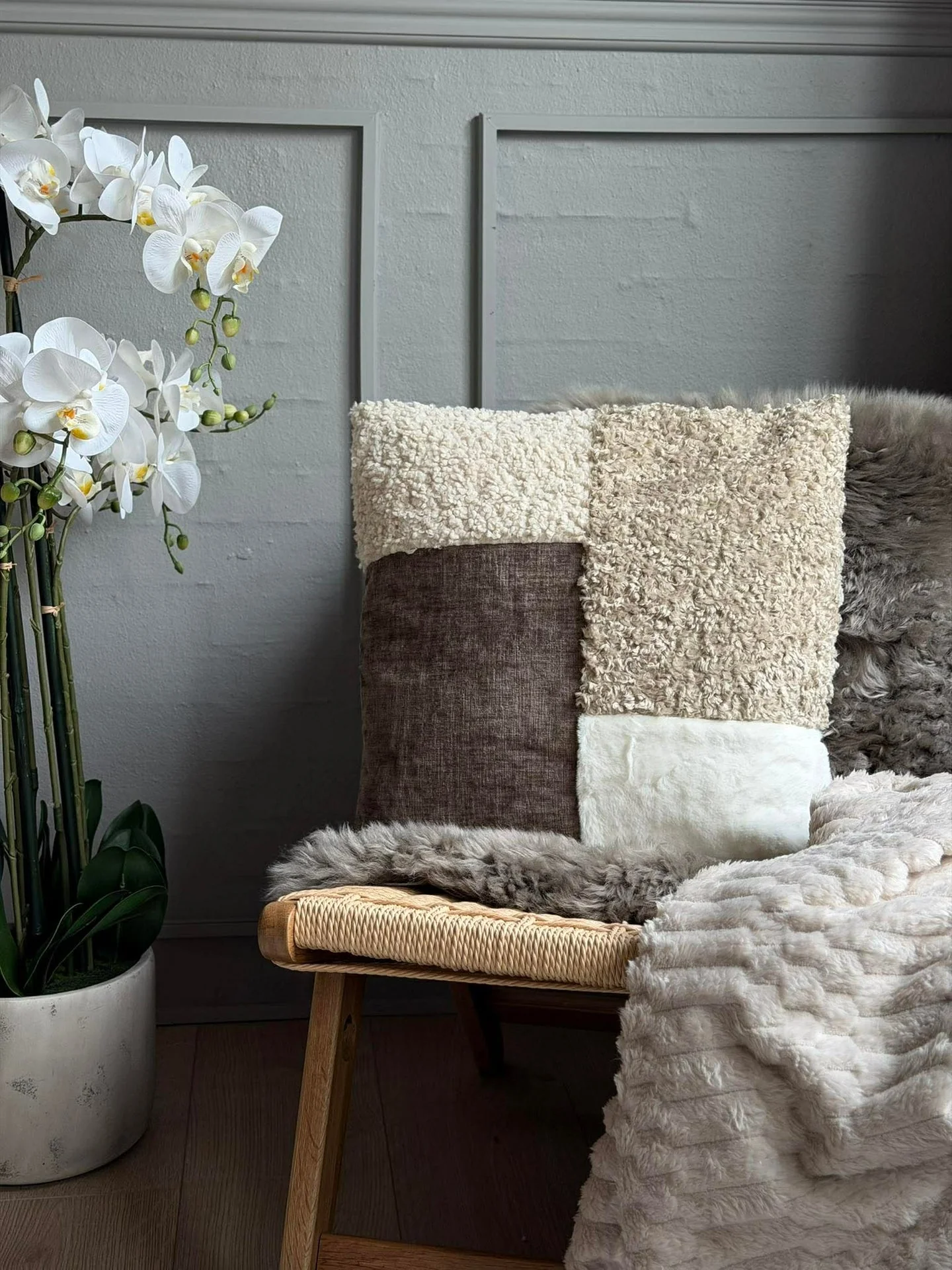 Pute med fyll 45x45 cm - Chenille - Image 3
