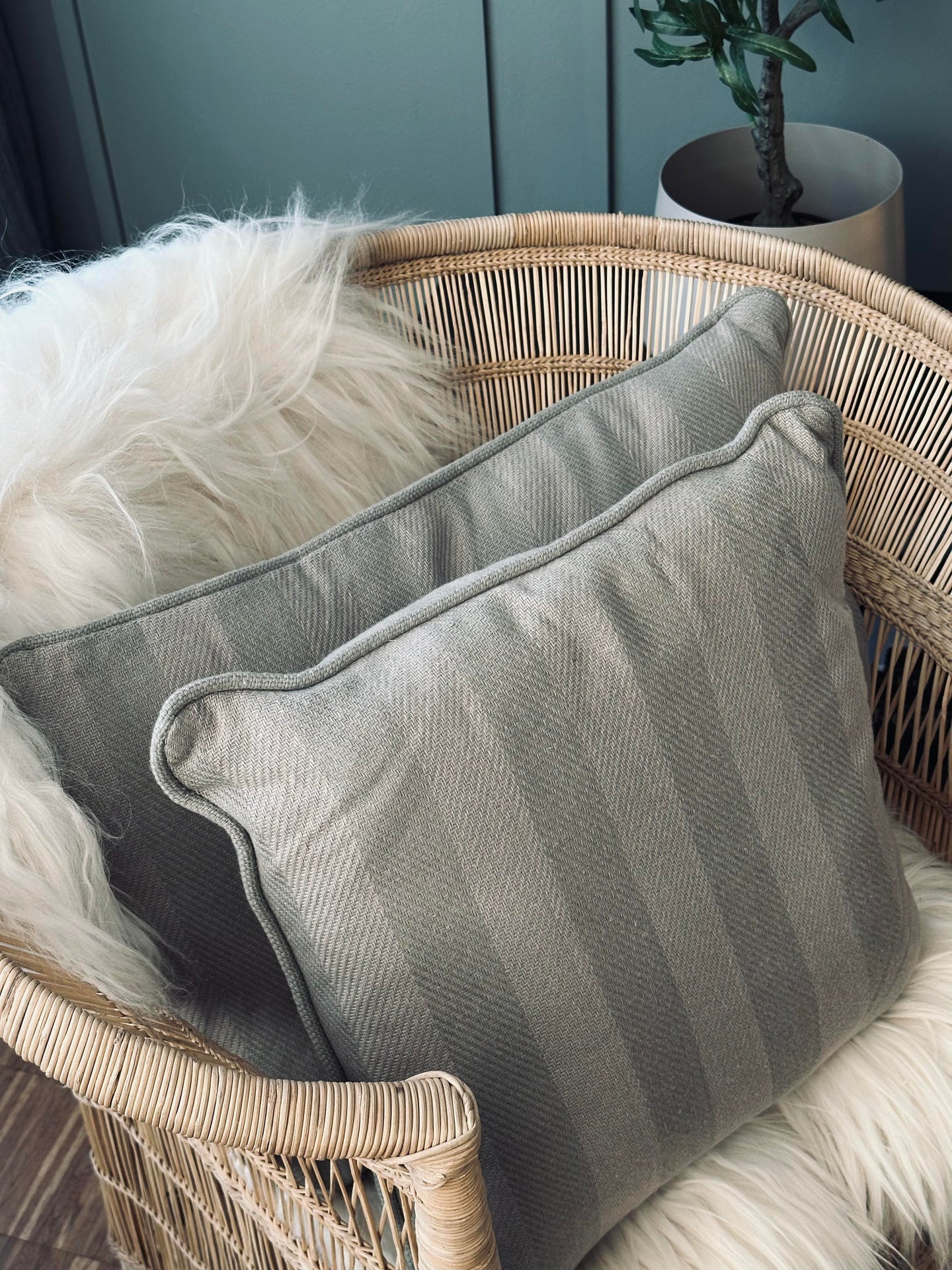 Pute med fyll - Grå / Mint stripet 43x43 - Image 6