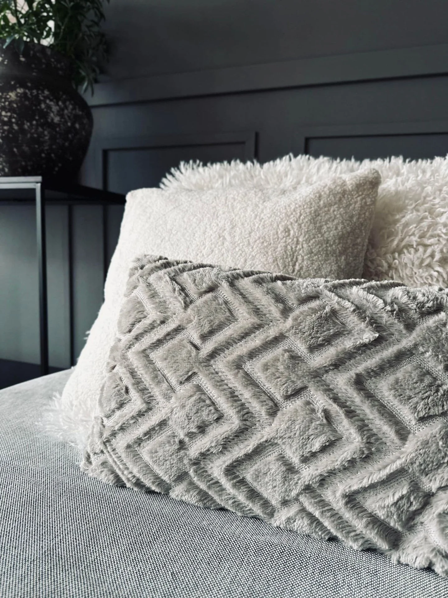 Pute inkl. fyll - 30x50cm Beige ZigZag
