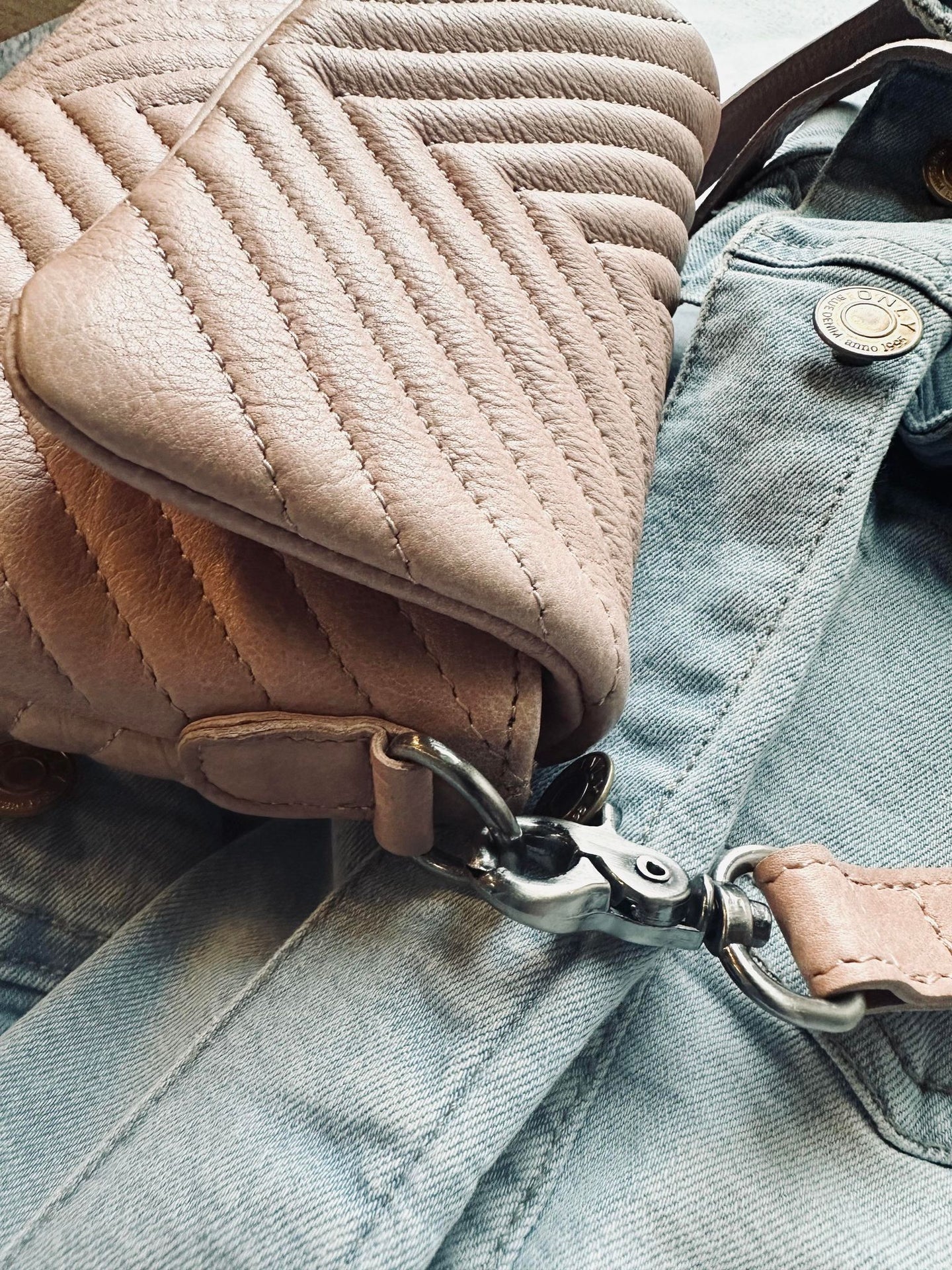 Crossbody Rose mary – Myk skinnkvalitet - Image 3