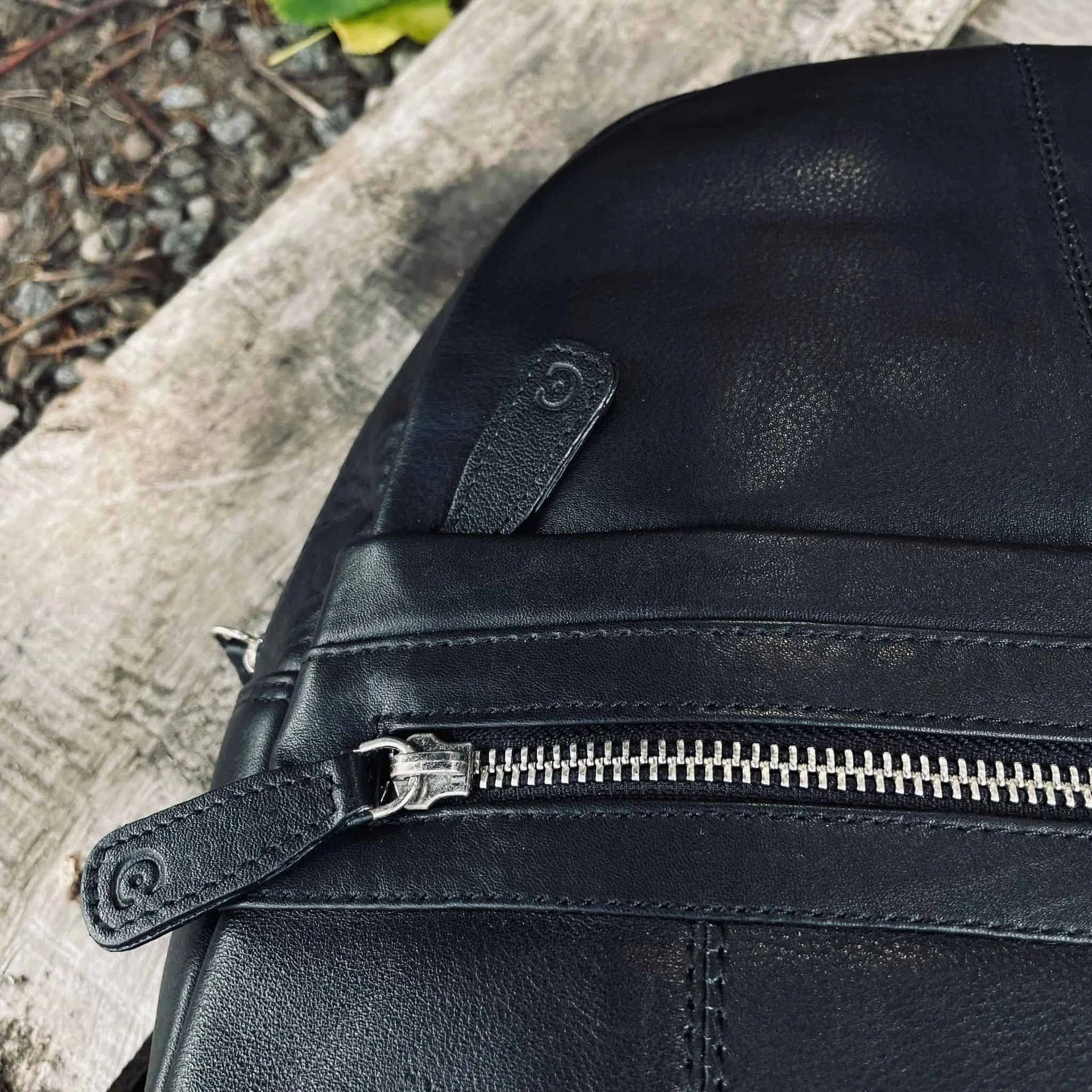 Ryggsekk Daily - Black leather - Image 4