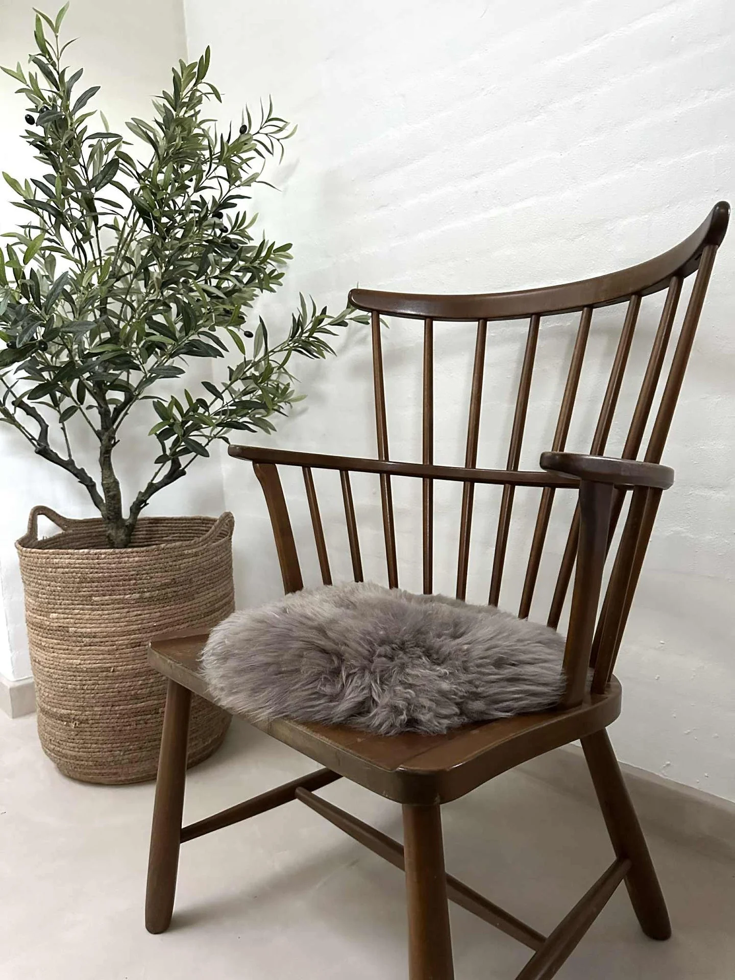 Seteskinn Ø 34cm - Mocca lammeskinn