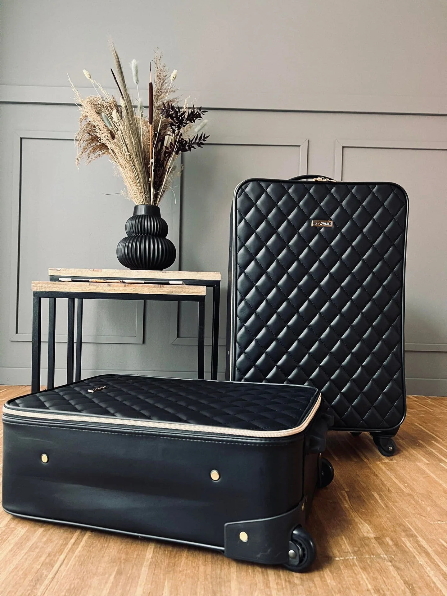 Koffertsett med 2 stk - Black Quilted - Image 3