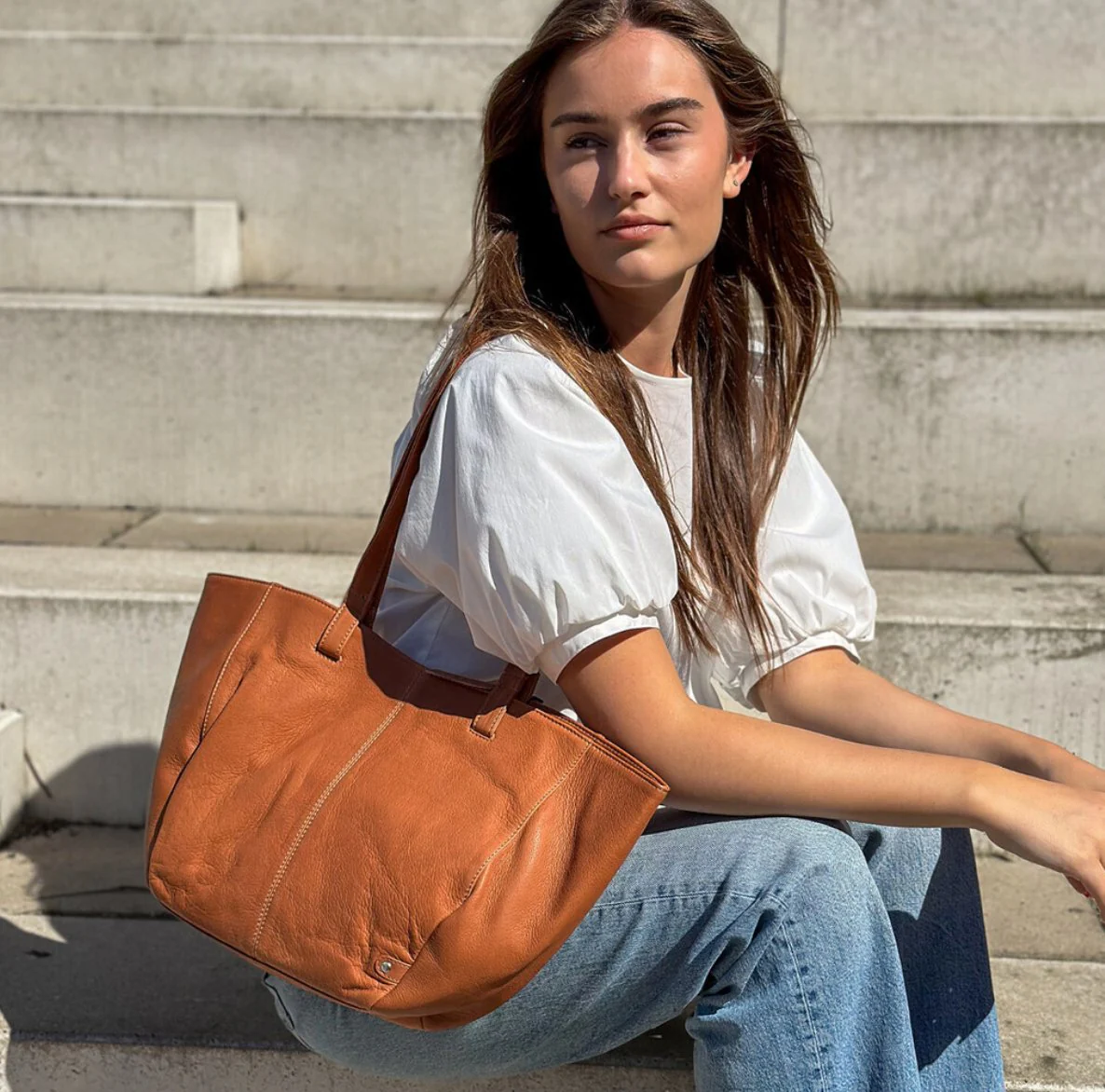 Shopper Aura – Cognac skinn - Image 3
