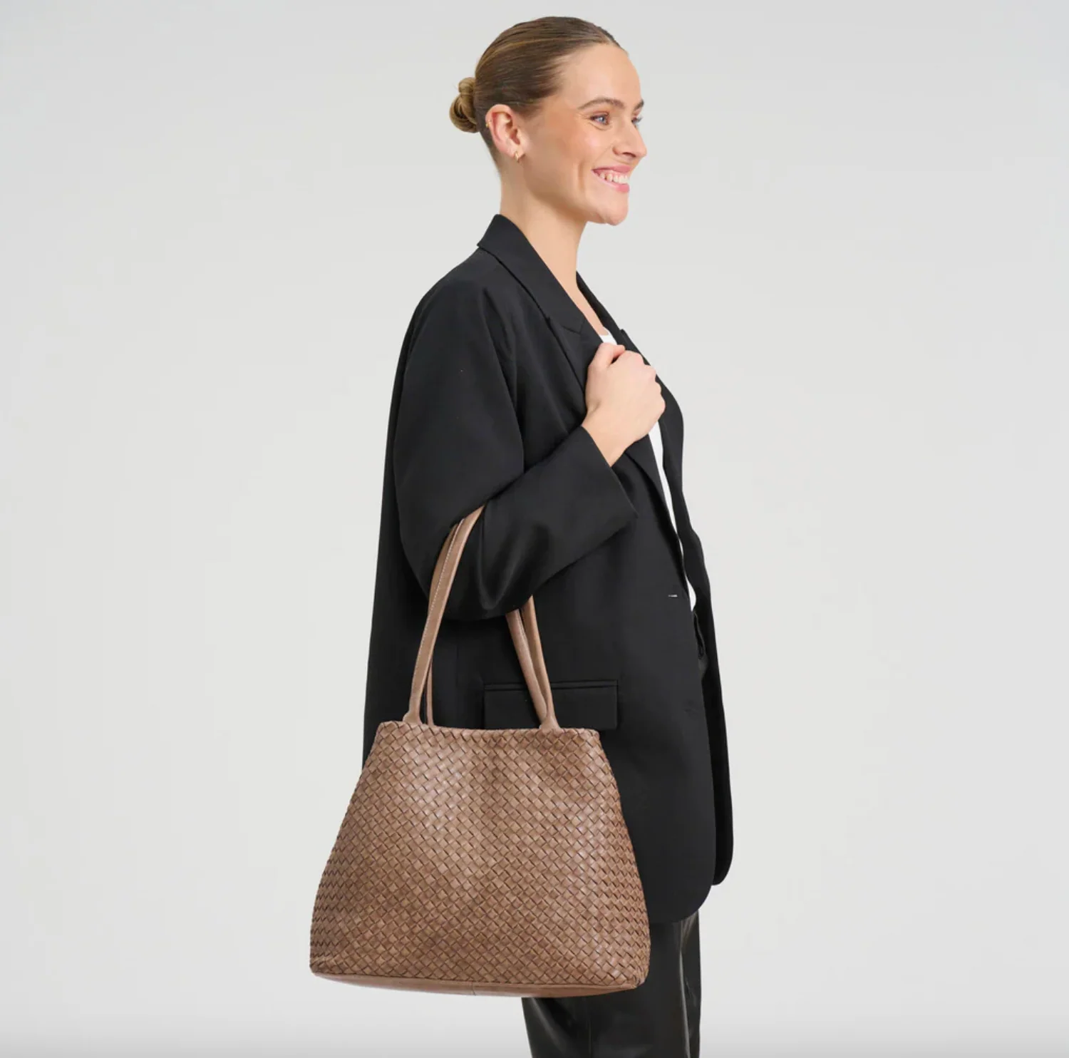 Shopper i flettet skinn - Dark taupe - Image 4