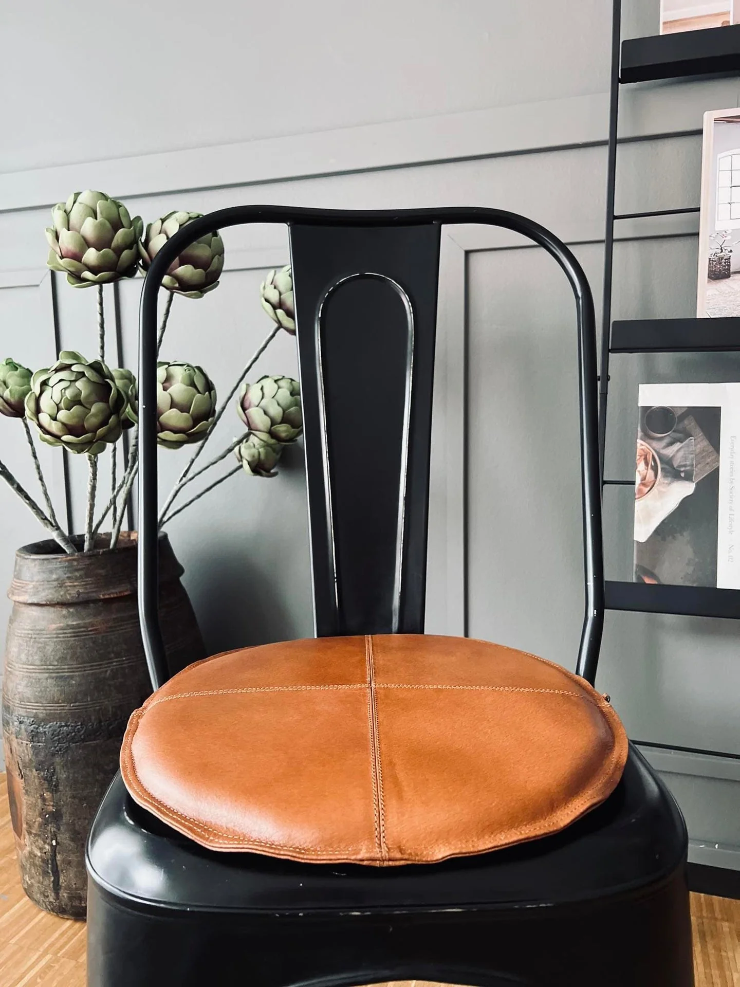Sittepute i lær - Cognac Dia 38 cm - Image 2