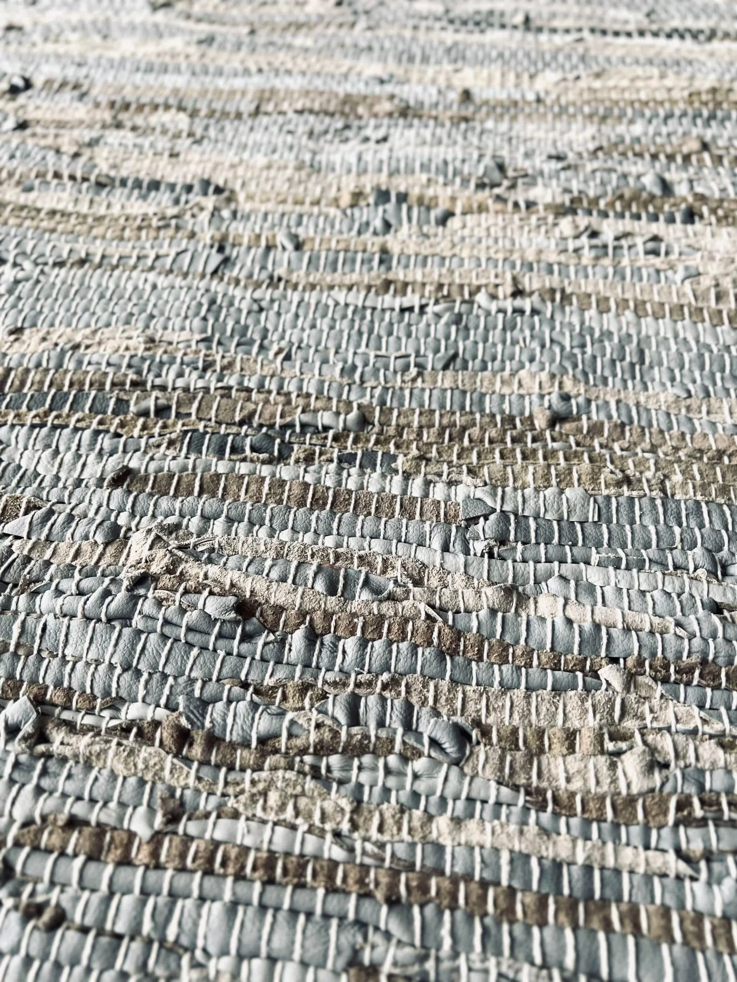 Gulvteppe i skinn – Natur 70x200 - Image 4