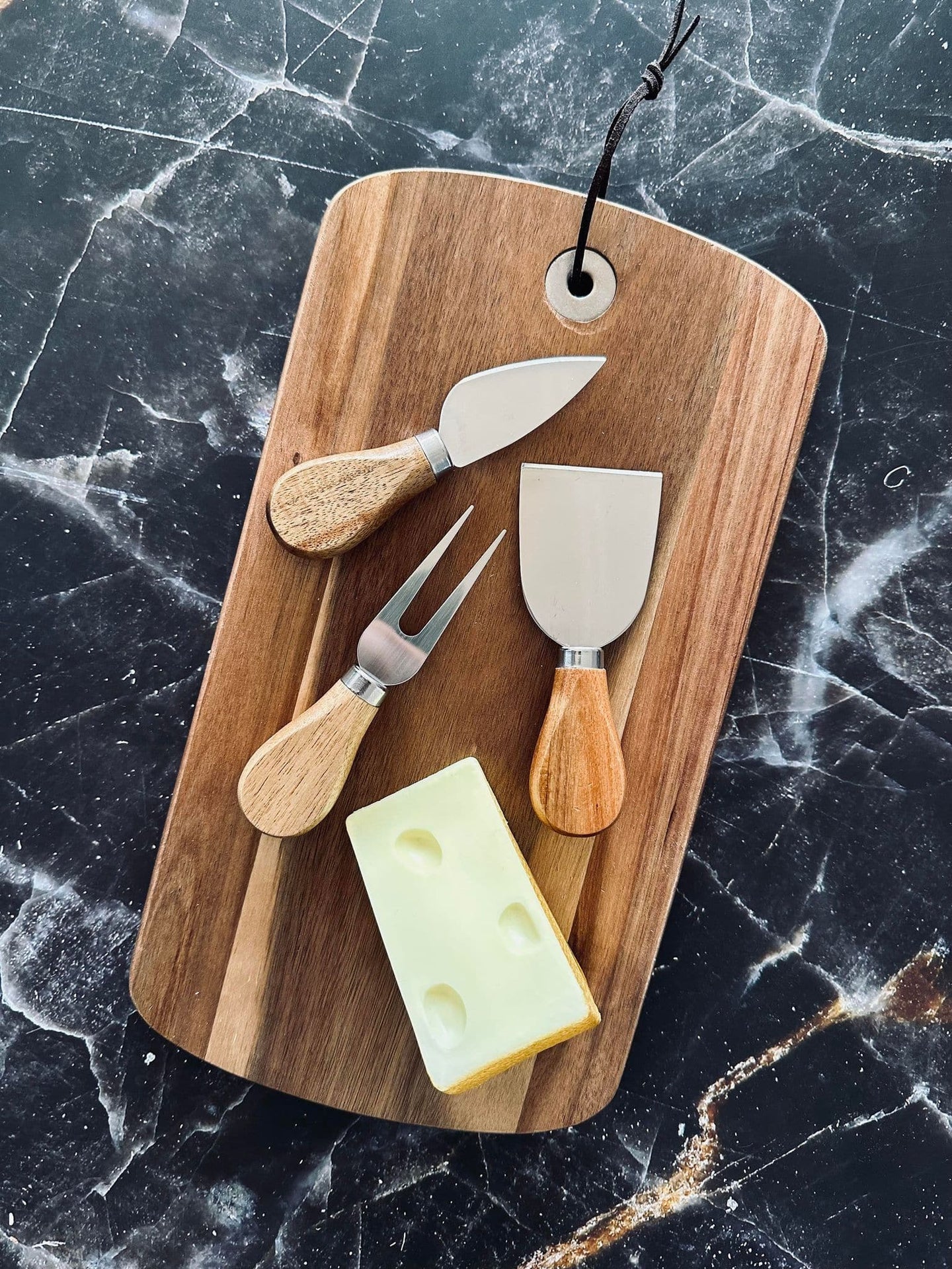 Skjærebrett med ostekniver - Perfekt til tapas