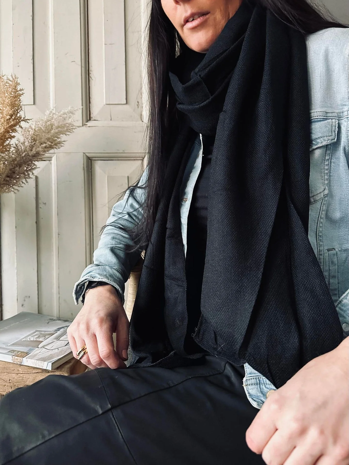 Skjerf – Ensfarget Black