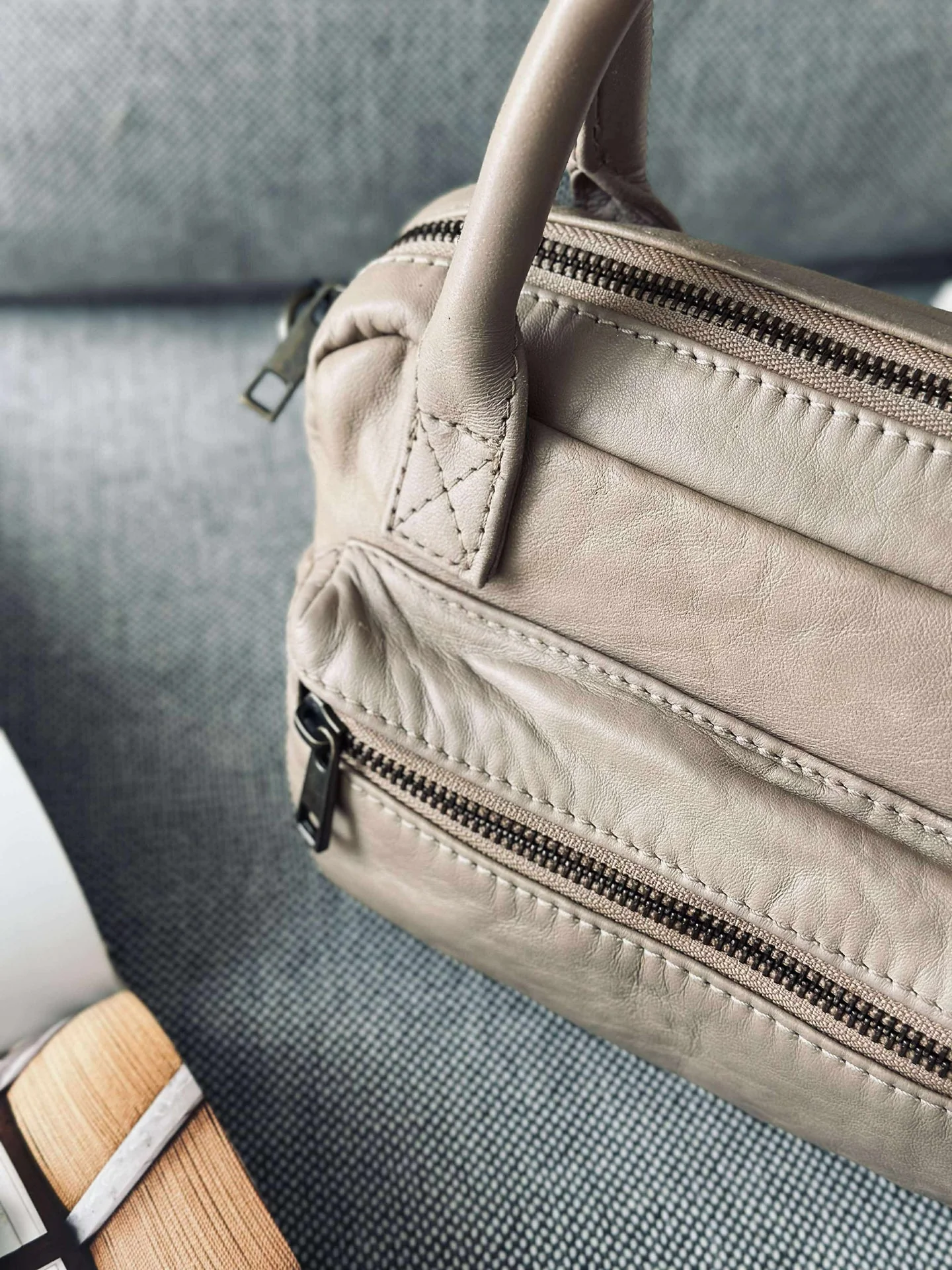 Crossbody BINE - Latte - Image 3