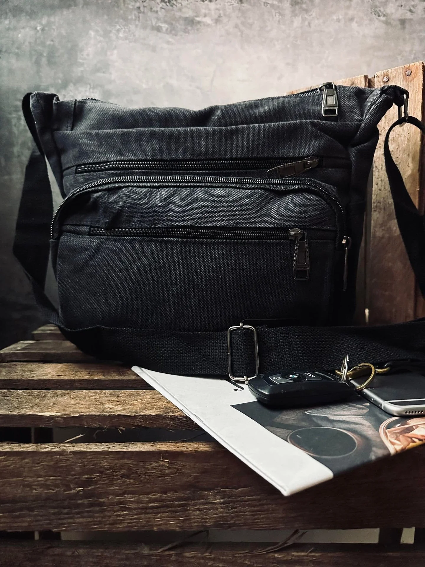 Crossbody Kanvas Sort unisex