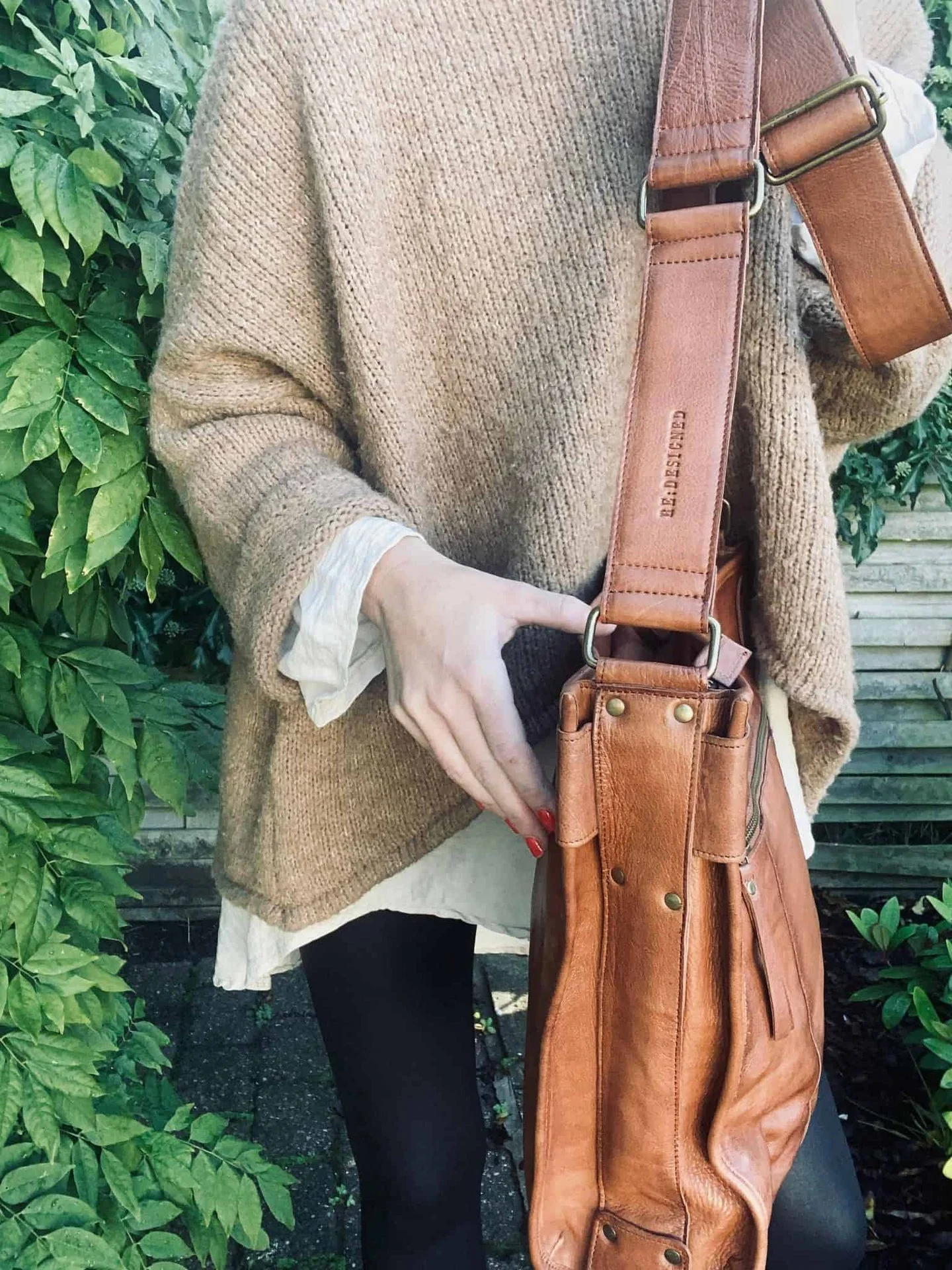 Crossbody XL DORA walnut - Image 2