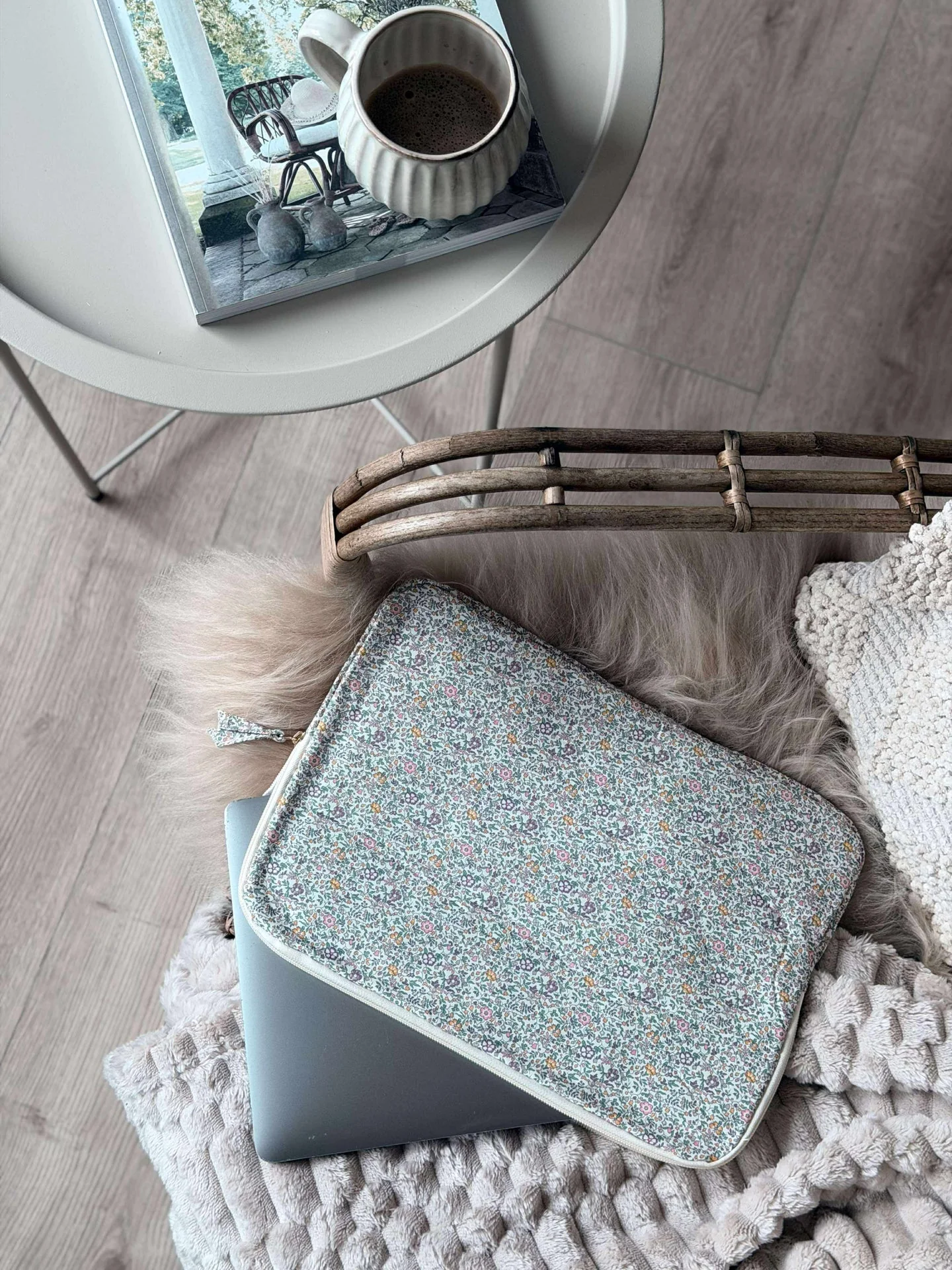 Sleeve til ipad / laptop - Blomster