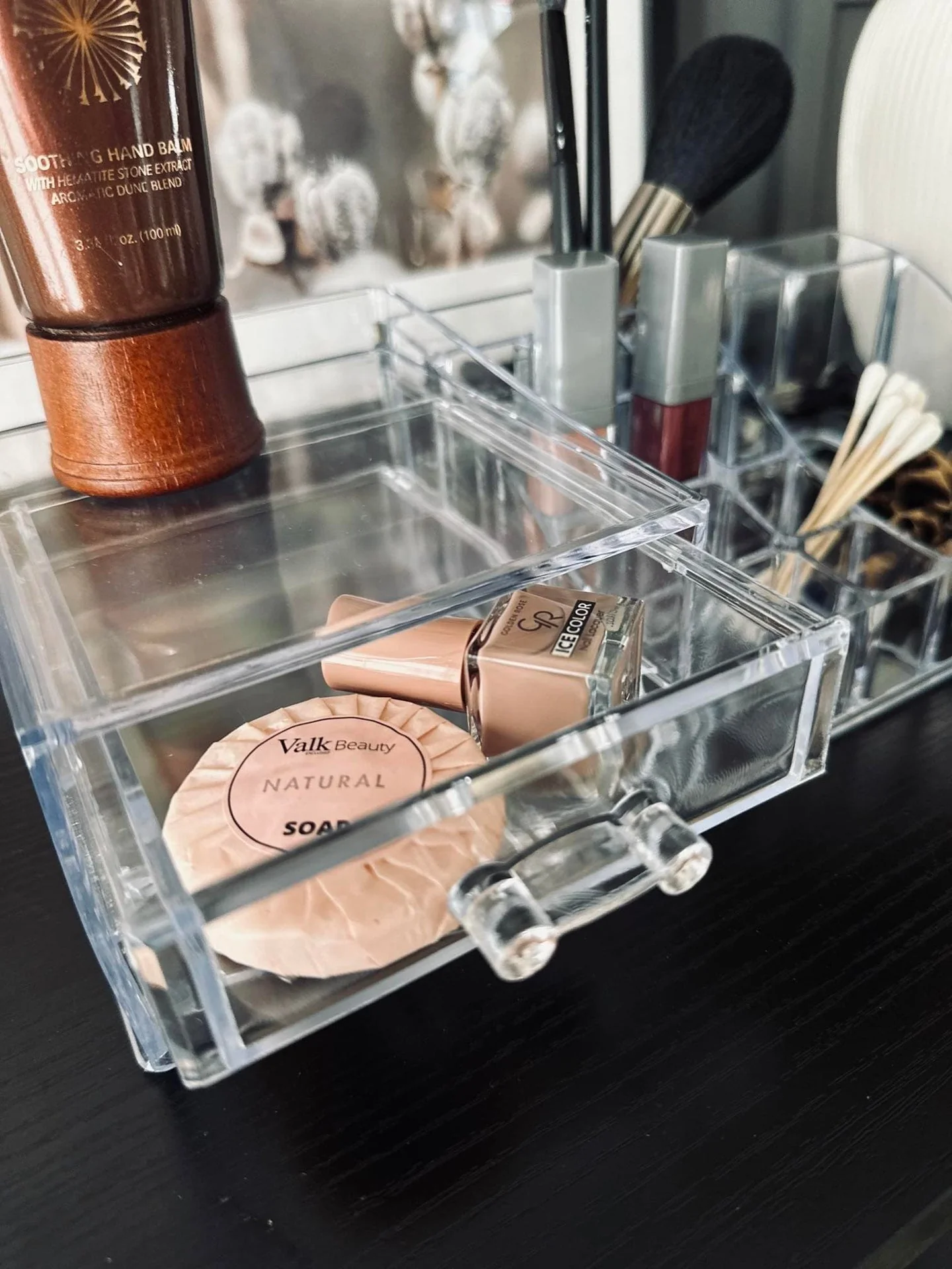Makeup-organiser - Akryl 16 rom + 2 skuffer - Image 2