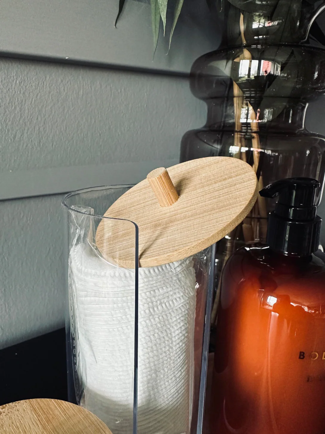 Makeup organizer - Akryl med bambuslokk - Image 2