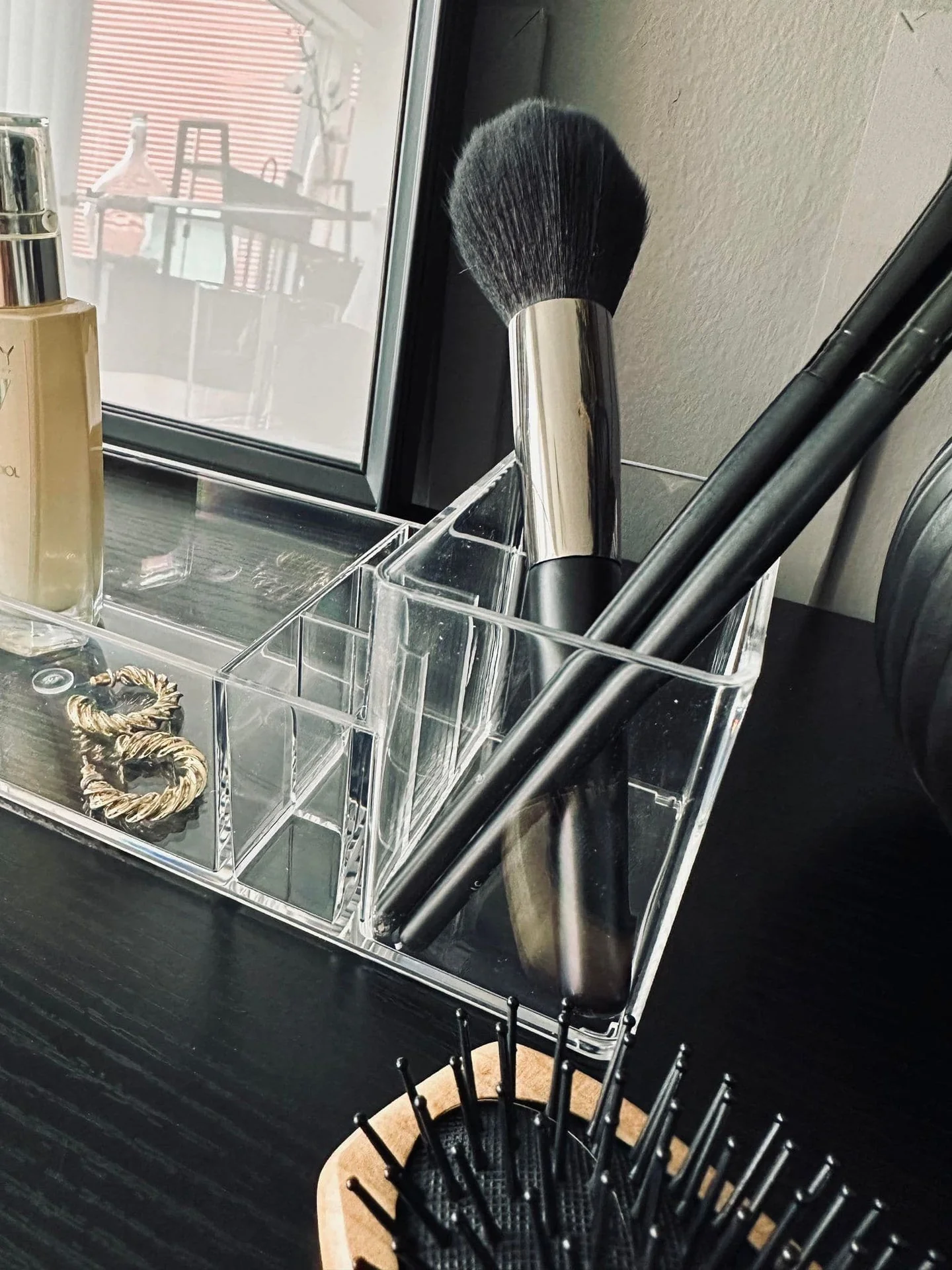Makeup-organizer med 8 rom - Akryl - Image 2