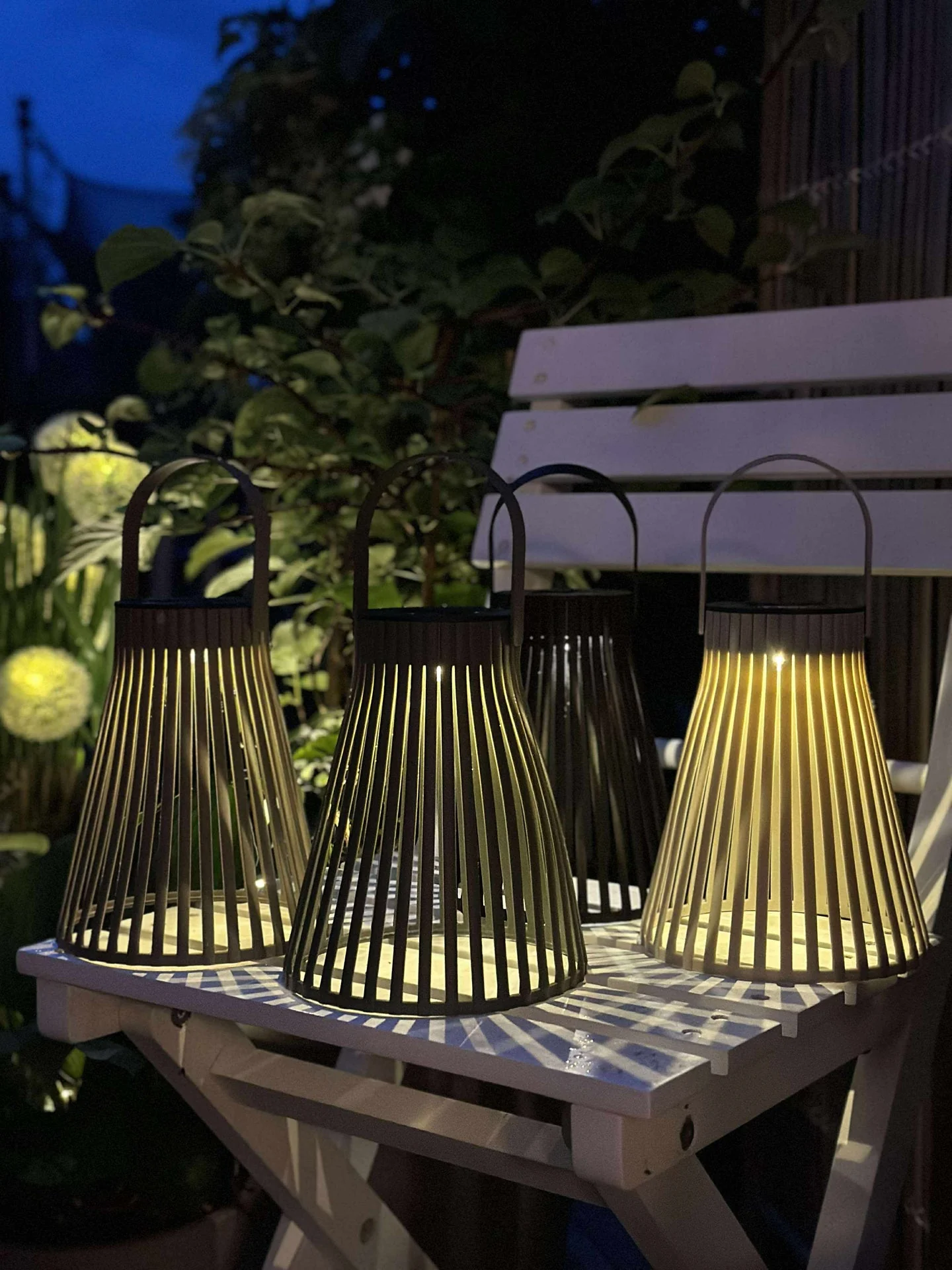 Lanterne med solceller 18cm - Flere fargevalg