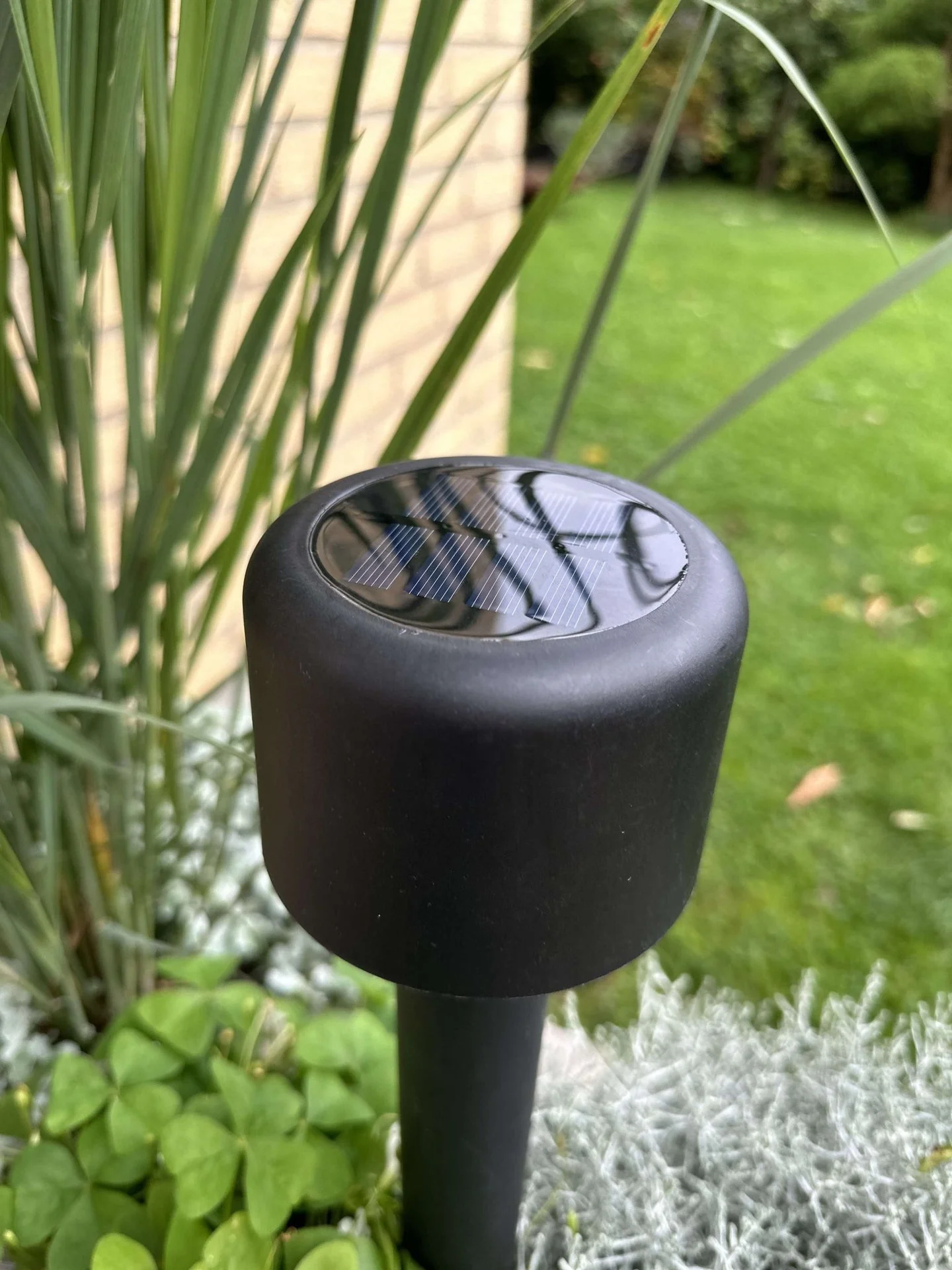 Bedlampe med solceller - Image 11