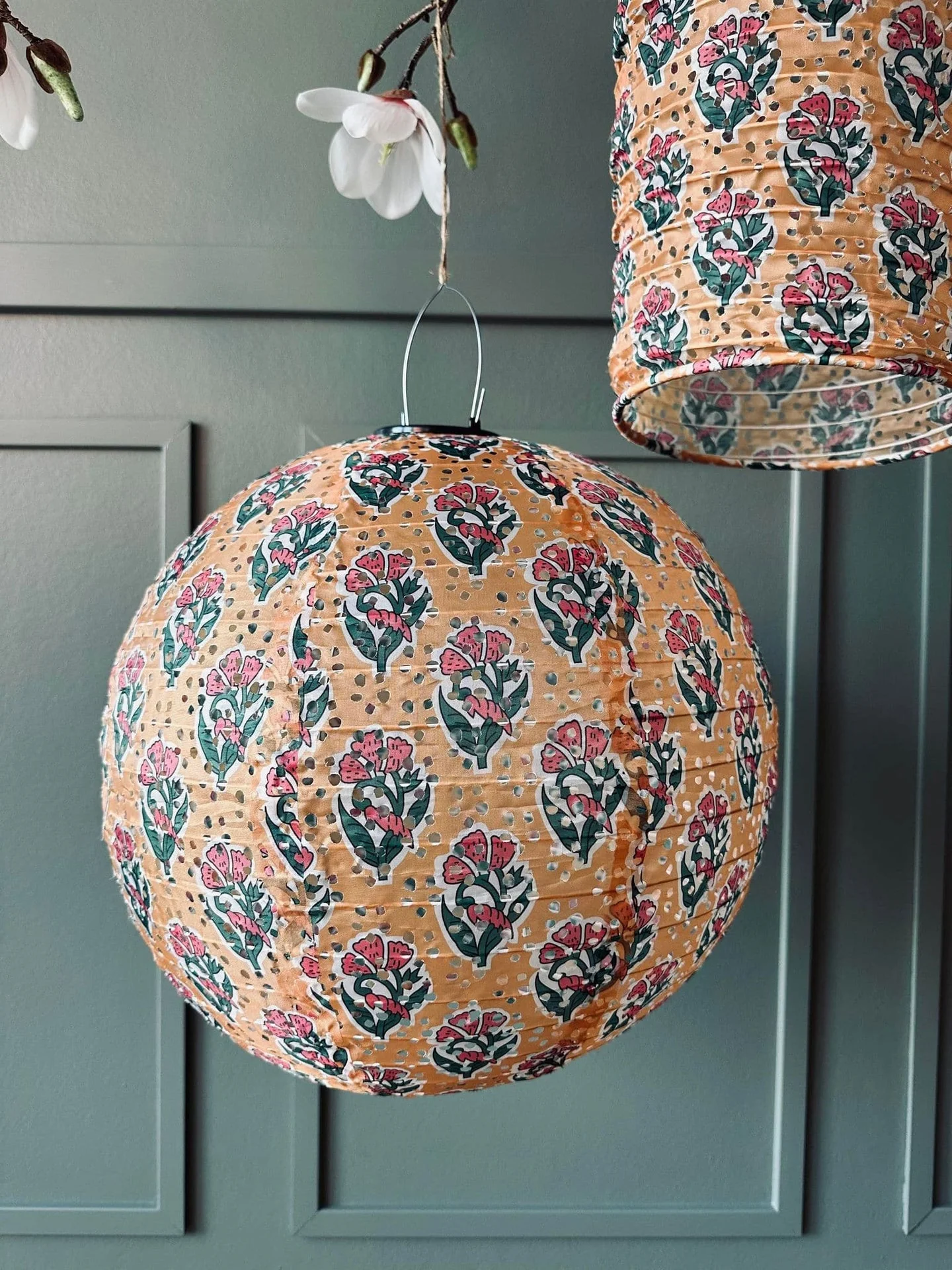 Lampe med solceller – Flower dia 40 cm Oransje - Image 2