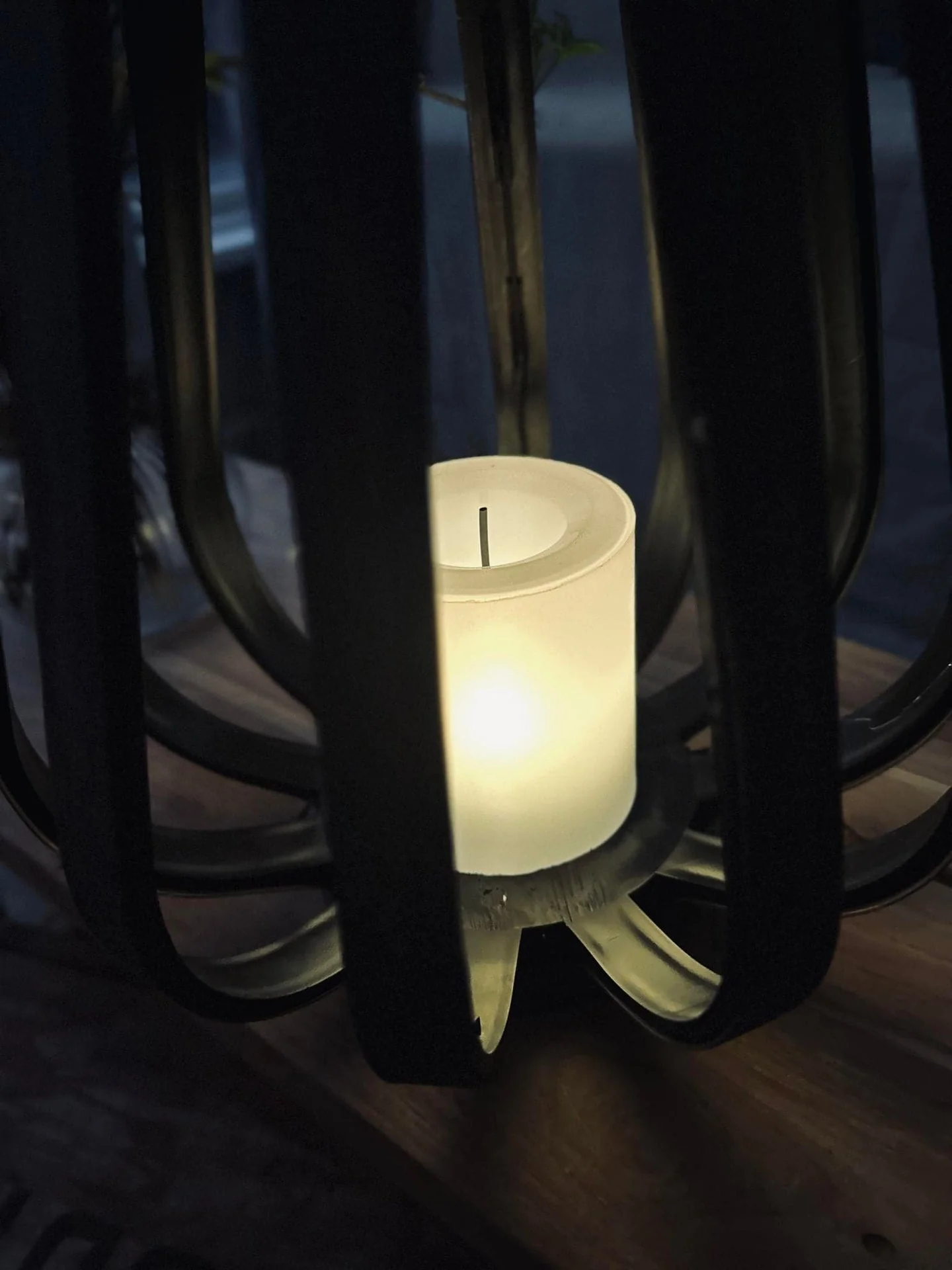 Lanterne med solceller – Dark 34cm - Image 2