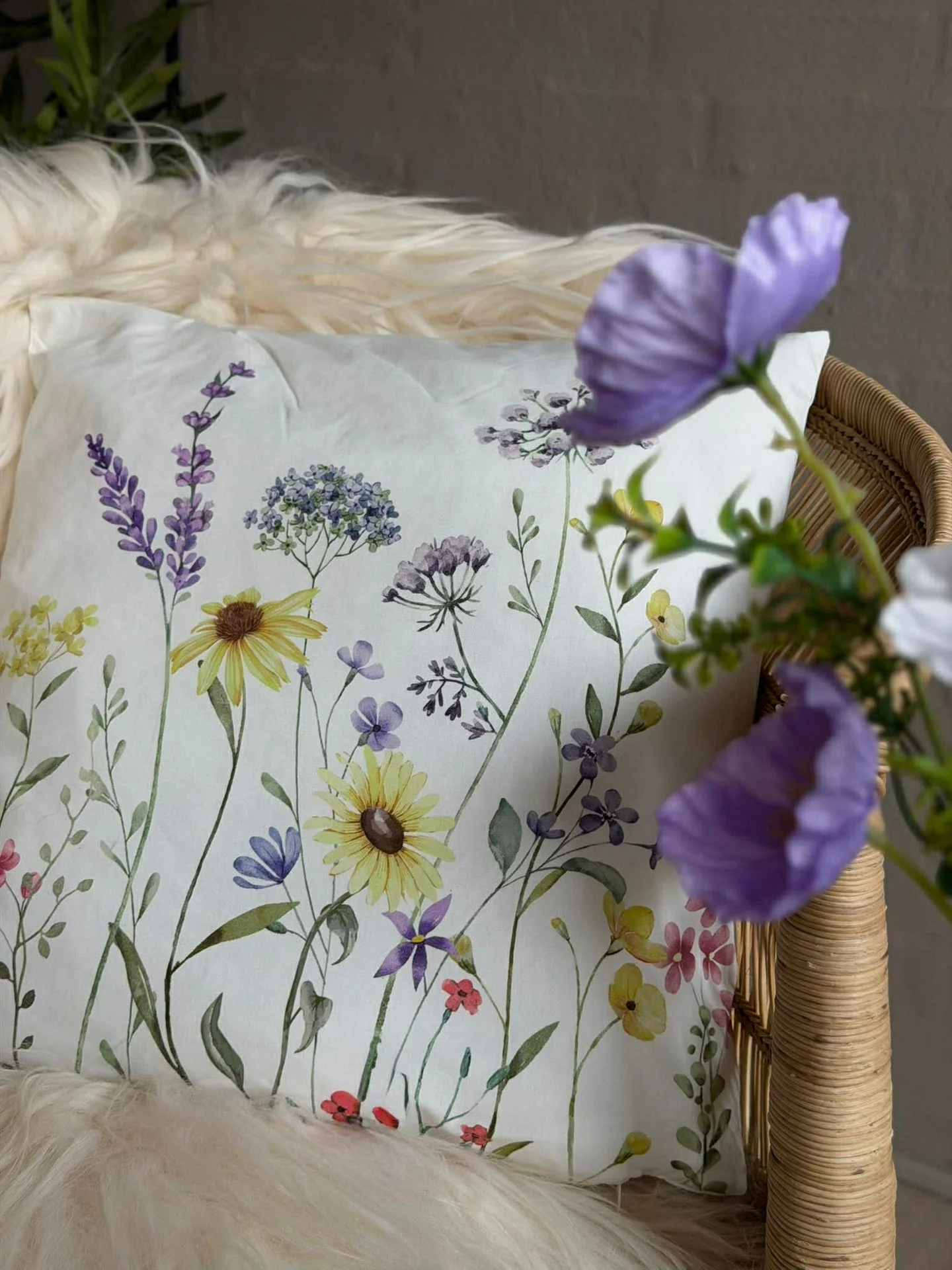 Pute med markblomster - Color mix - Image 6