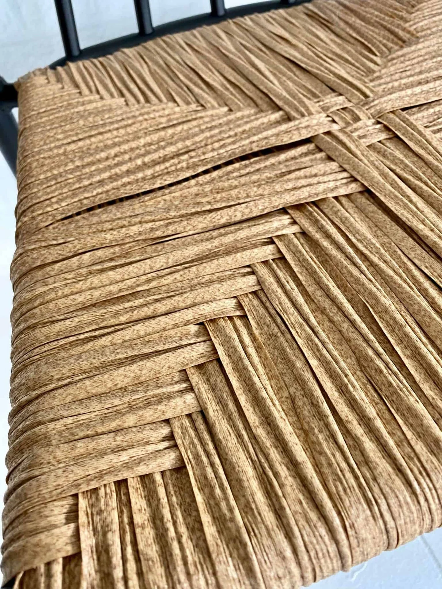 Tremmestol i svart aluminium / rattan - Image 4
