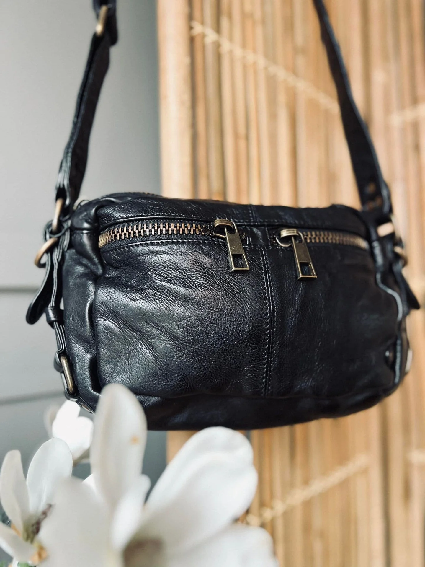 Cool crossbody-veske KALLI - kraftig skinn - Image 4