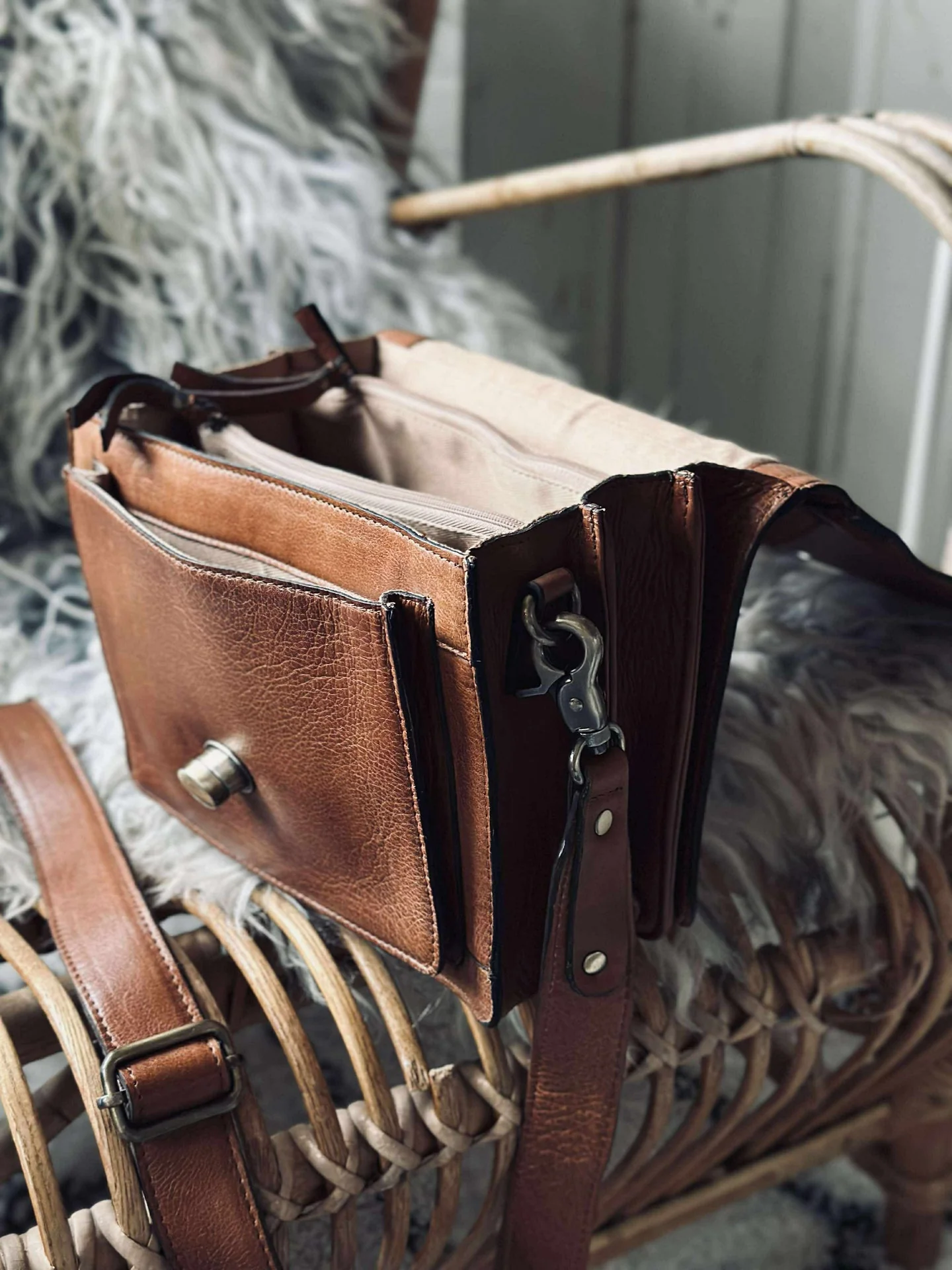 Crossover Brown Leather – Big - Image 4