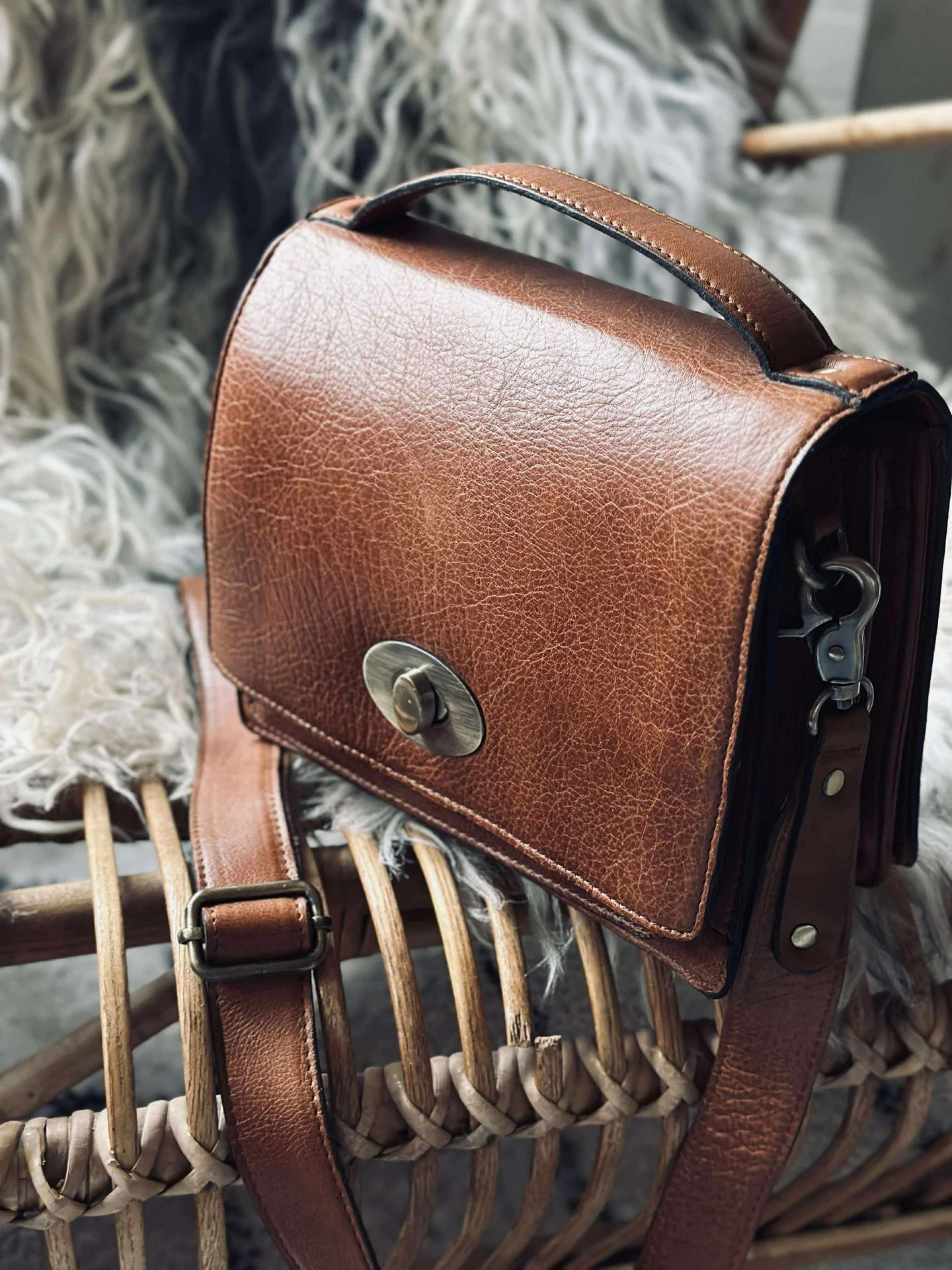 Crossover Brown Leather – Big - Image 9