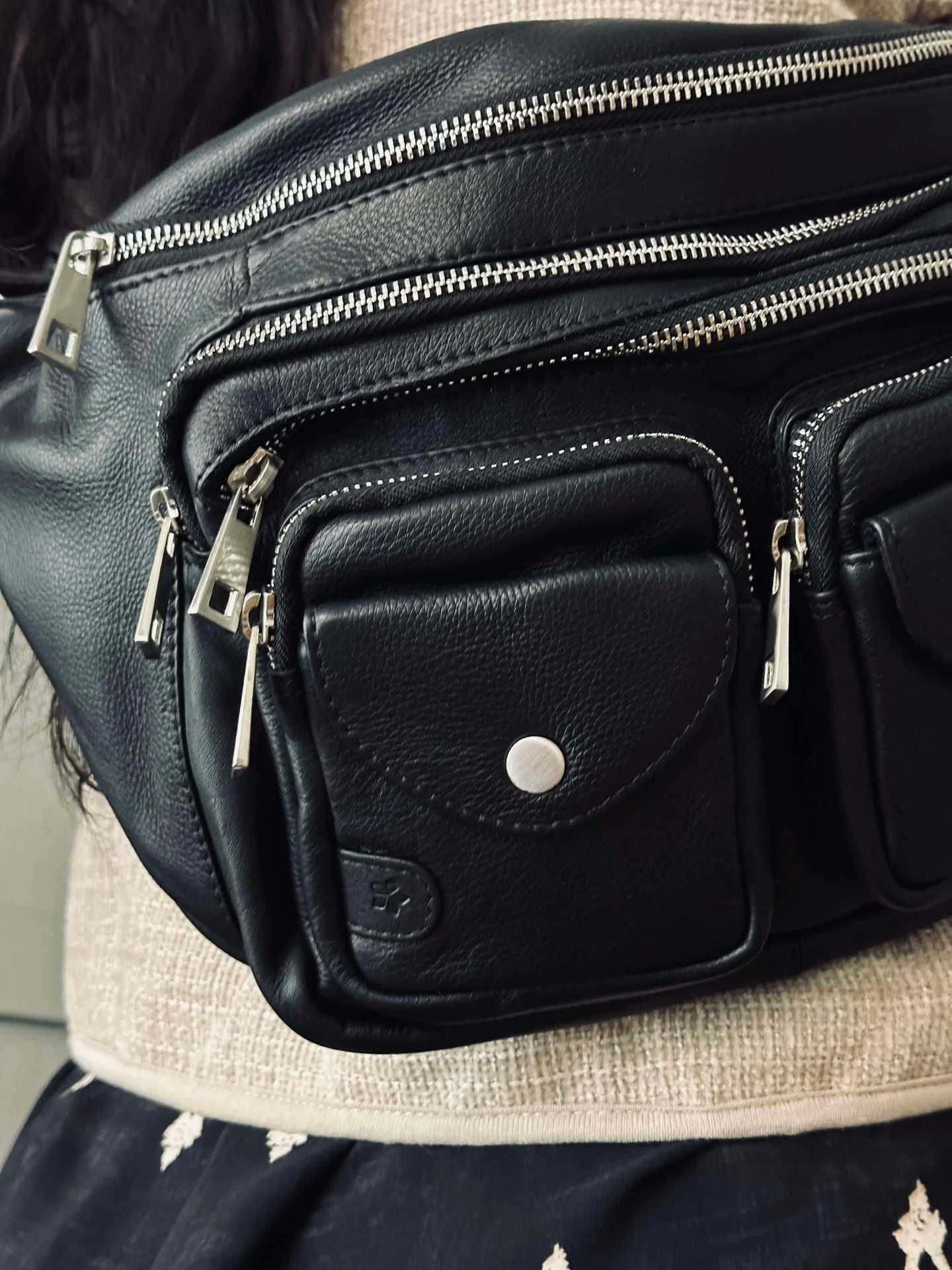 Bumbag Big Deluxe - Black / Silver - Image 3