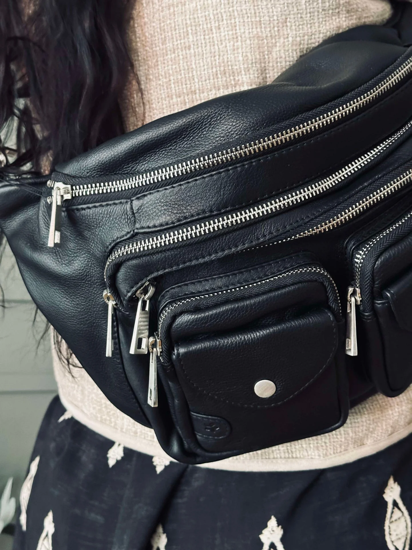 Bumbag Big Deluxe - Black / Silver - Image 4