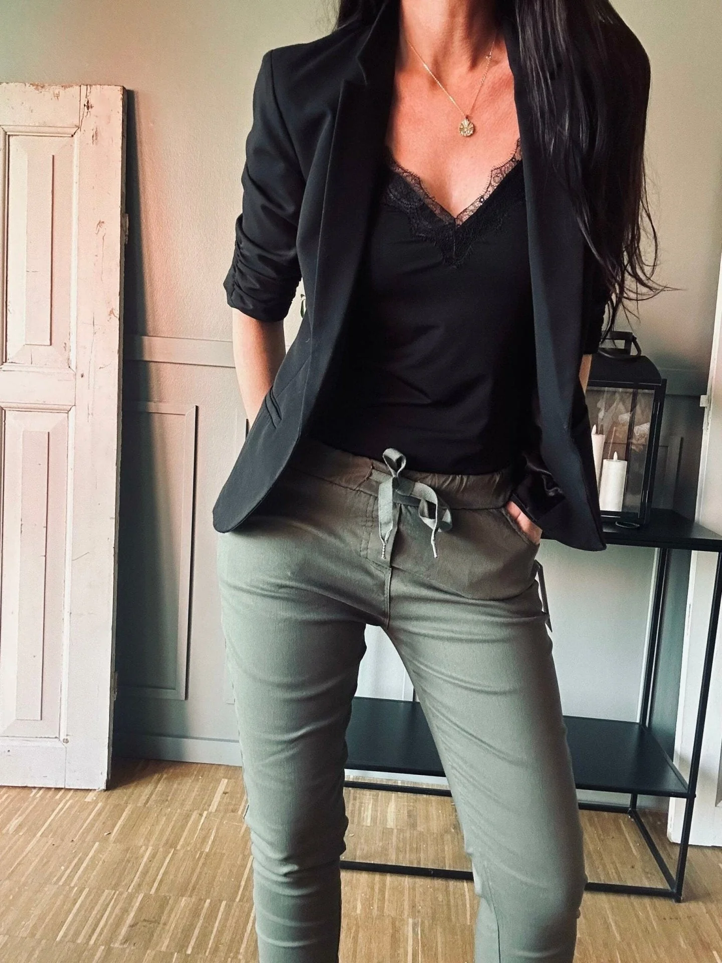 Bukser med stretch – Kaki - Image 5