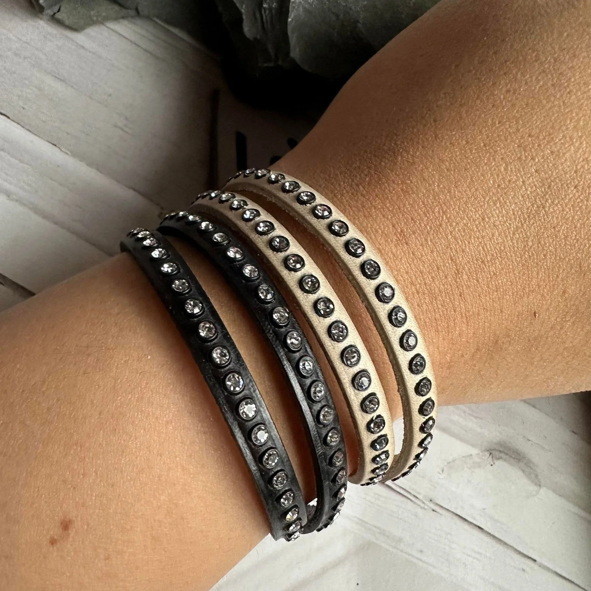 Armbånd Black m. Swarowski steiner - Image 3