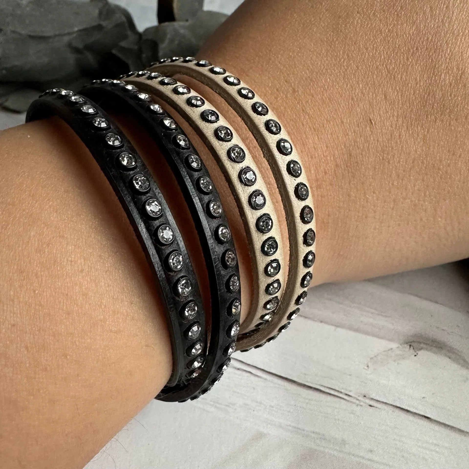 Armbånd Black m. Swarowski steiner - Image 4
