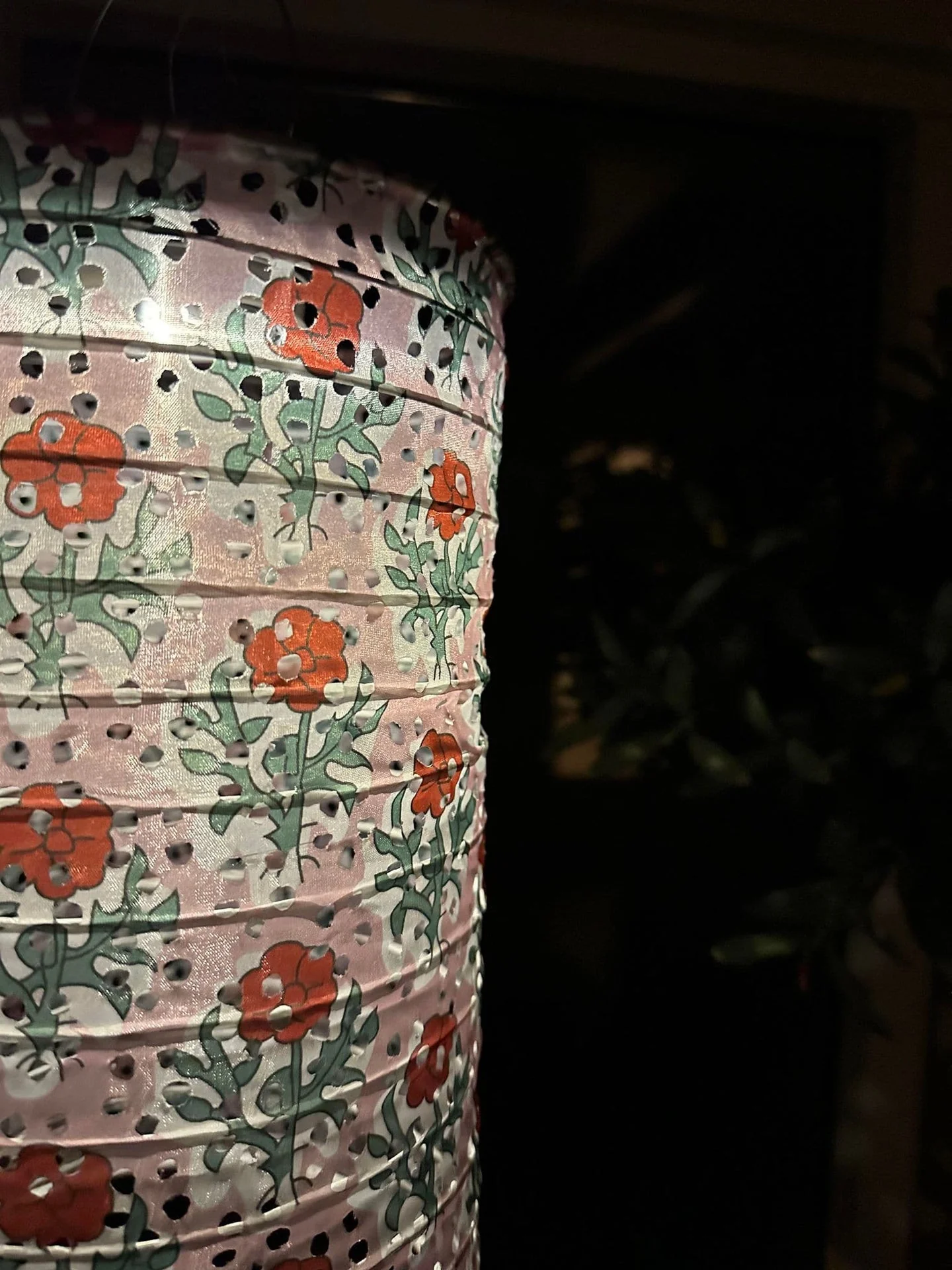 Lampe sylinder med solceller – Flower Rose - Image 7