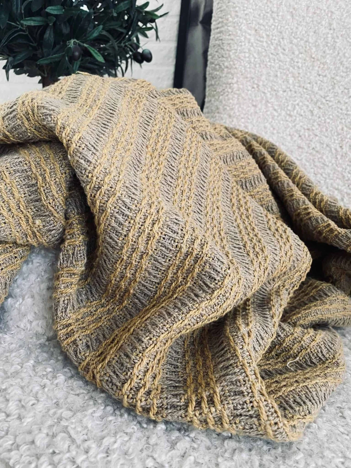 Teppe gjenvunnet bomull – Gul / Beige Stripe - Image 3