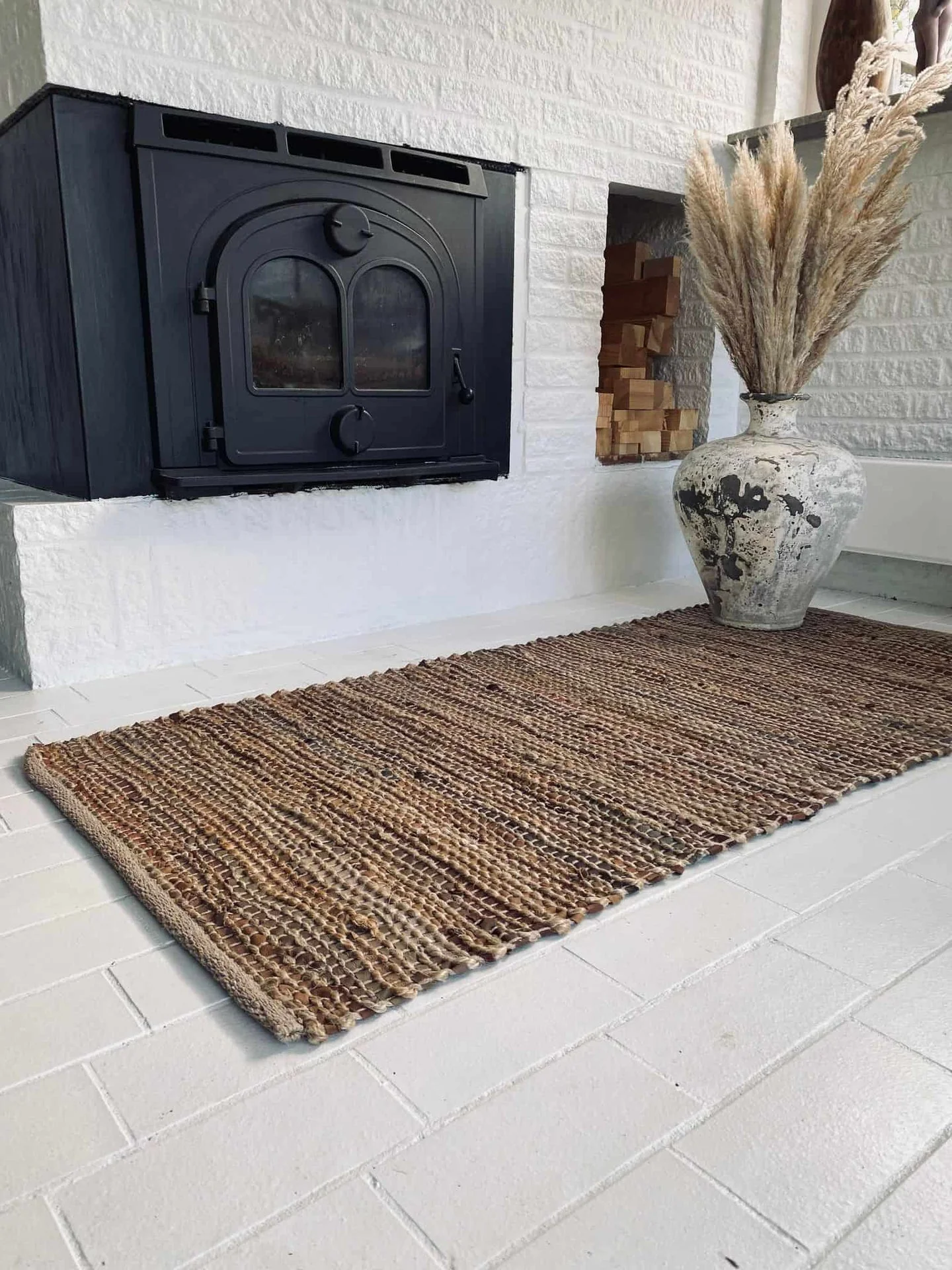 Gulvteppe i skinn og jute – 70x140 Brun