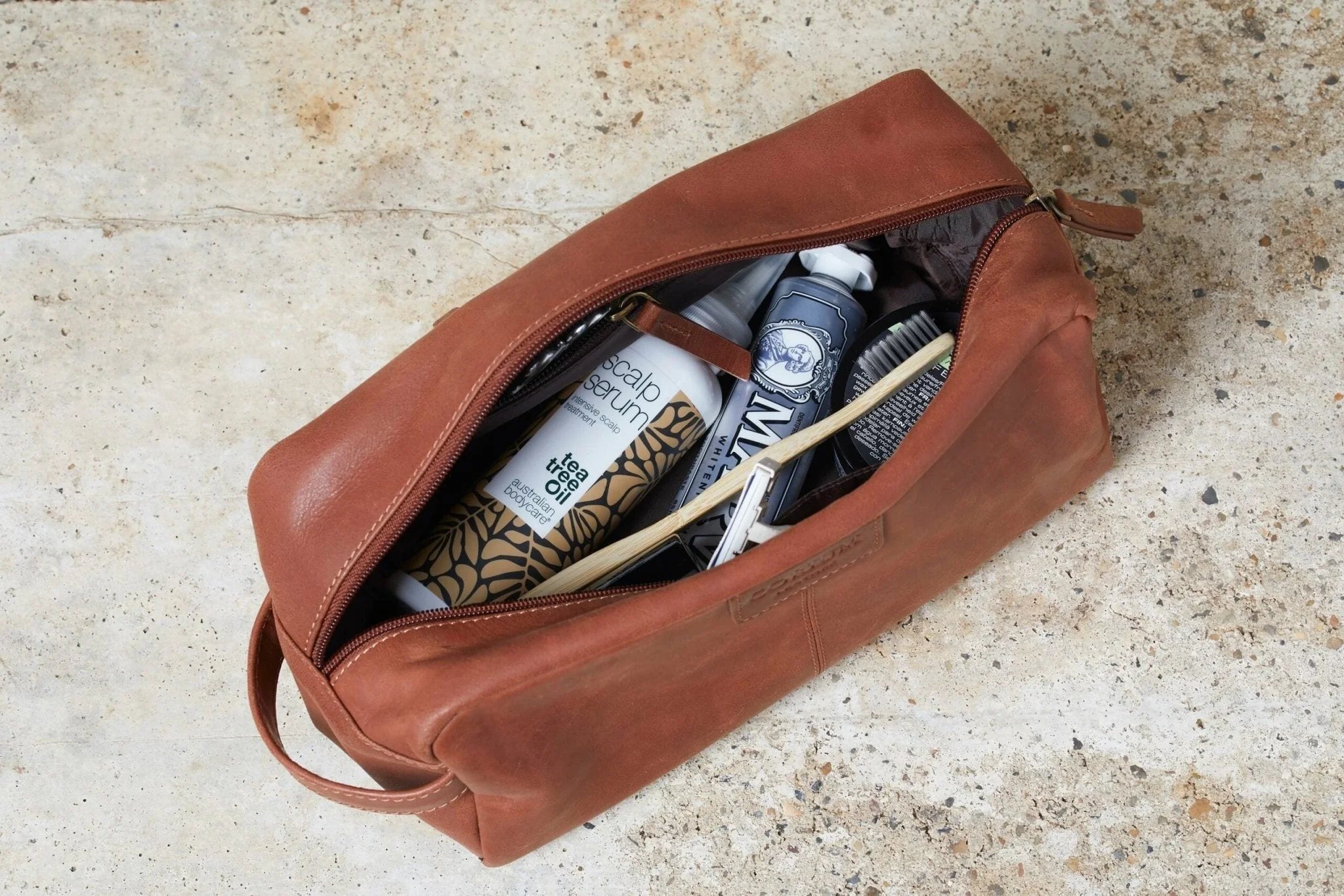 Toalettmappe Cognac Leather - Image 2