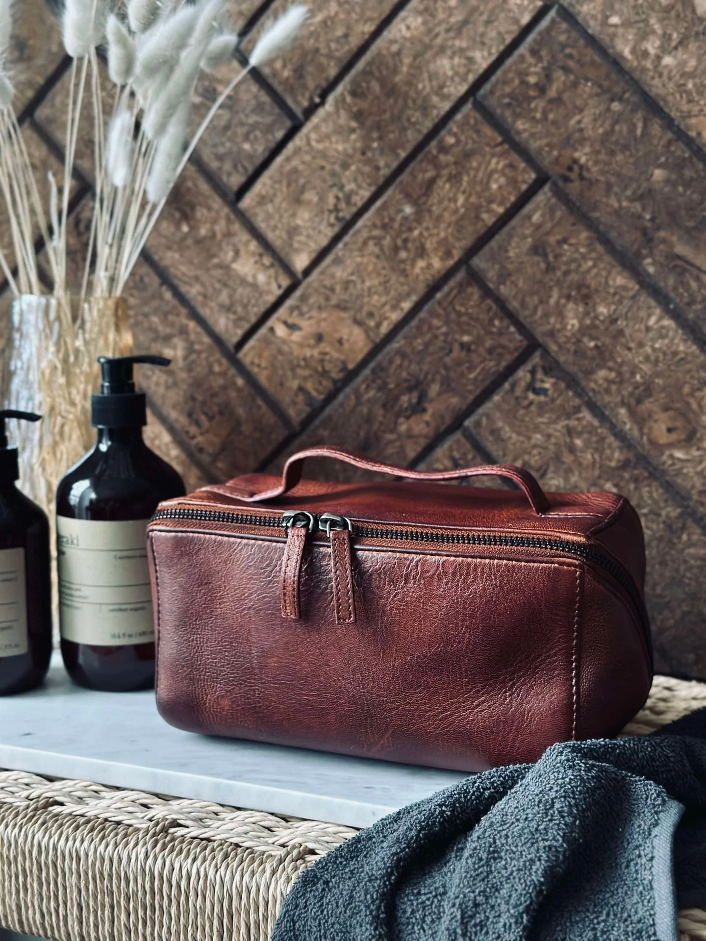 Toalettveske Dark Cognac