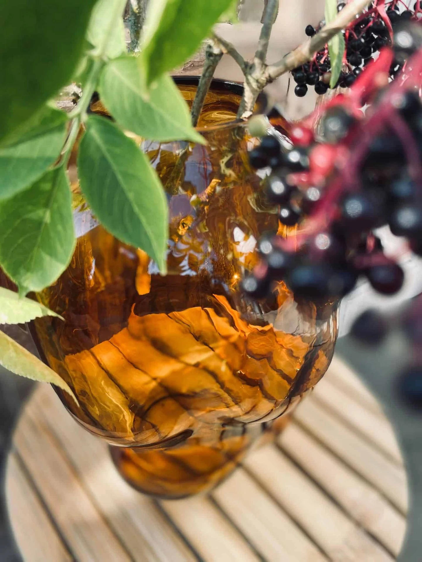 Vase Amber Shape - Image 5