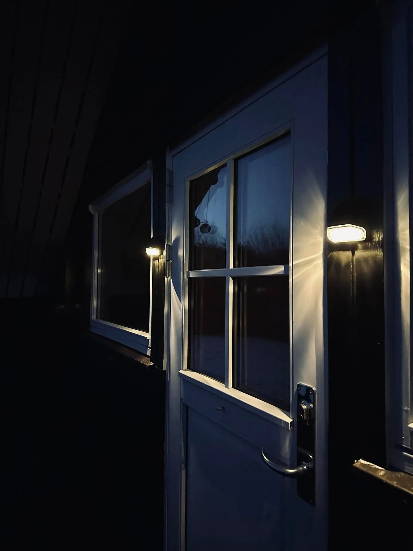 Vegglampe med solceller, pakke med 4 stk