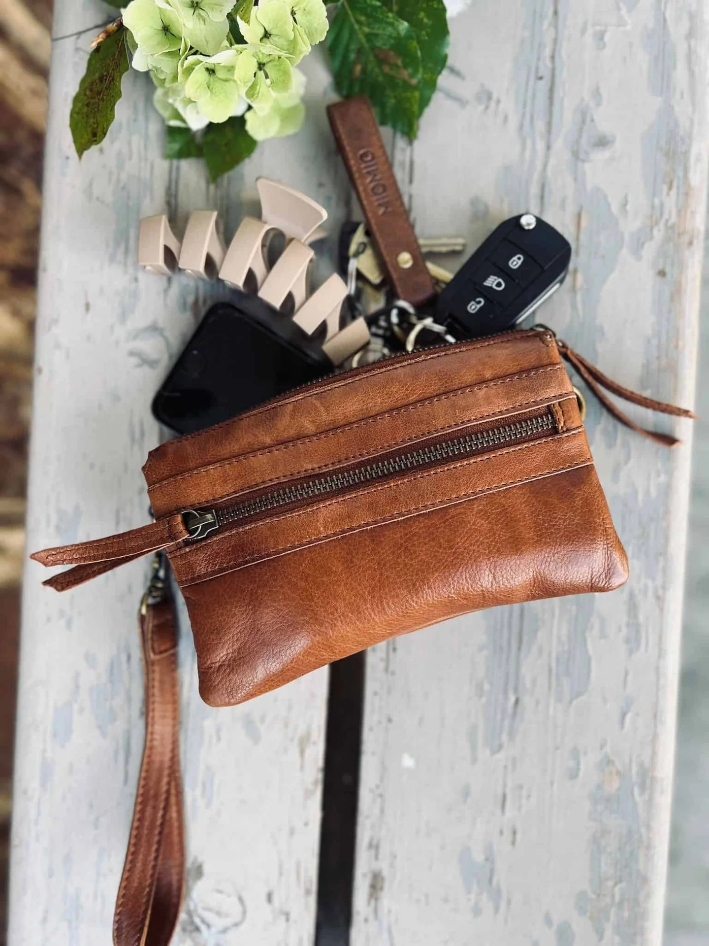 Clutch LAURA - Walnut