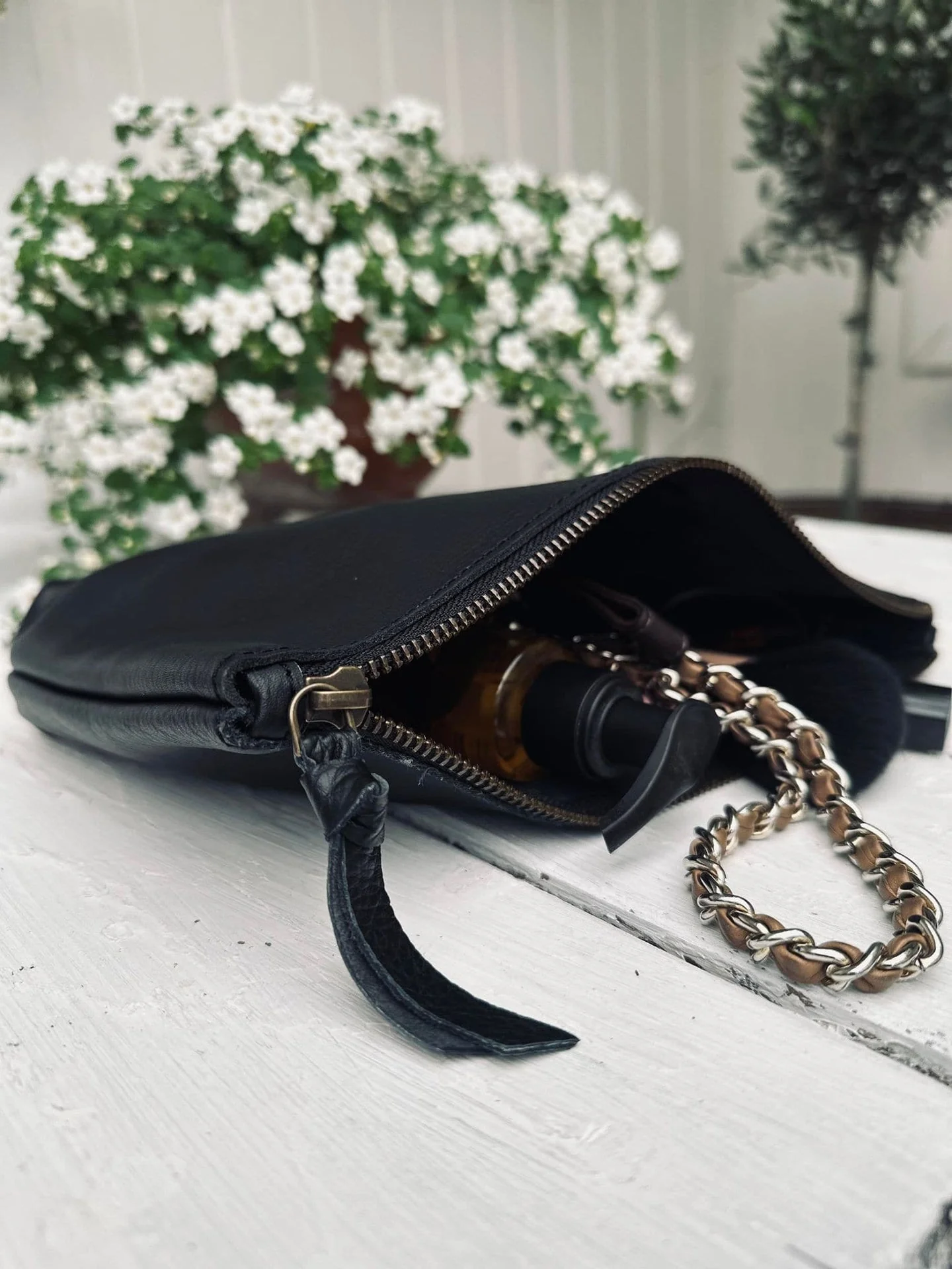 Clutch VIAMAJA – Svart skinn - Image 4